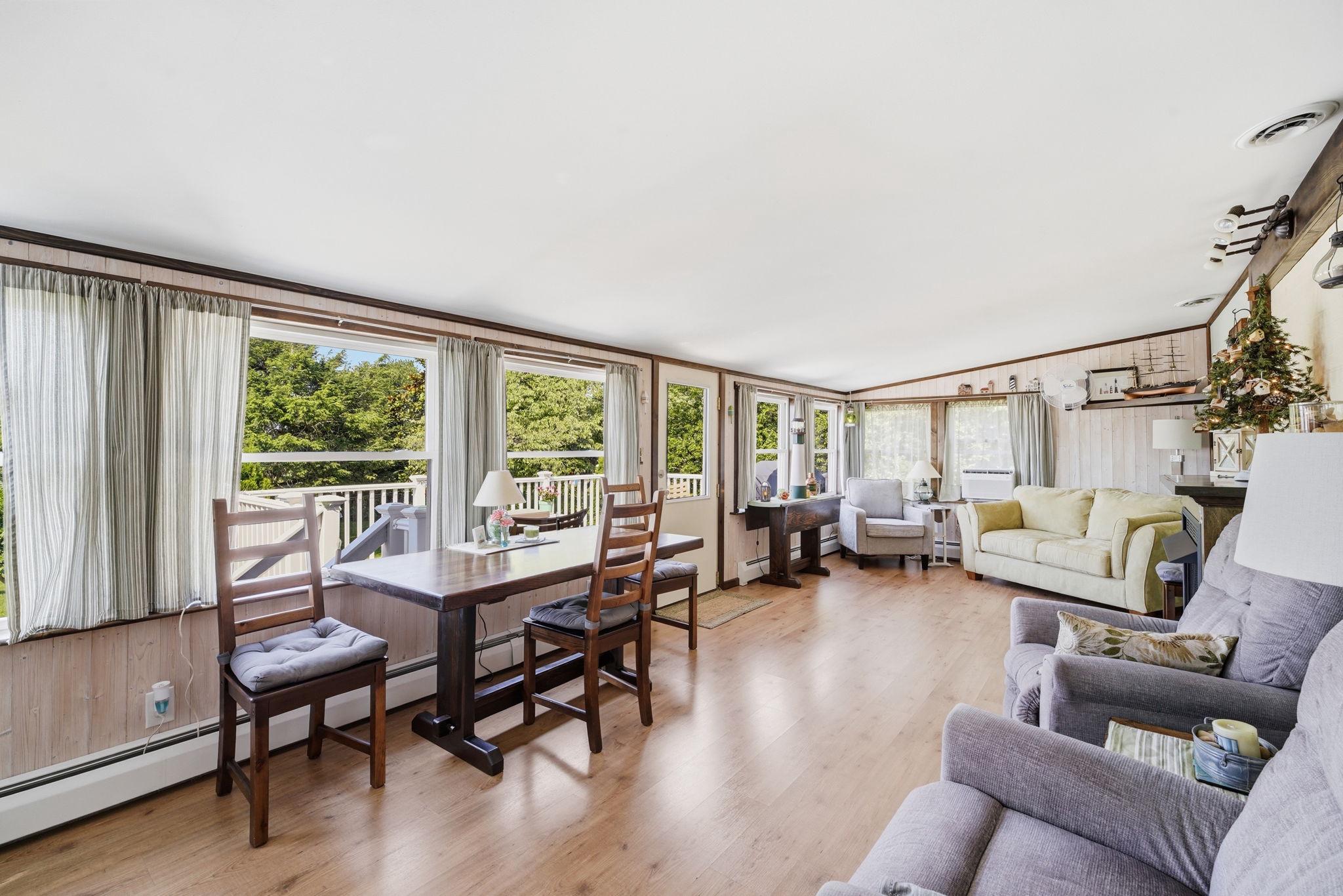 WEST VIEW SHORES - Residential