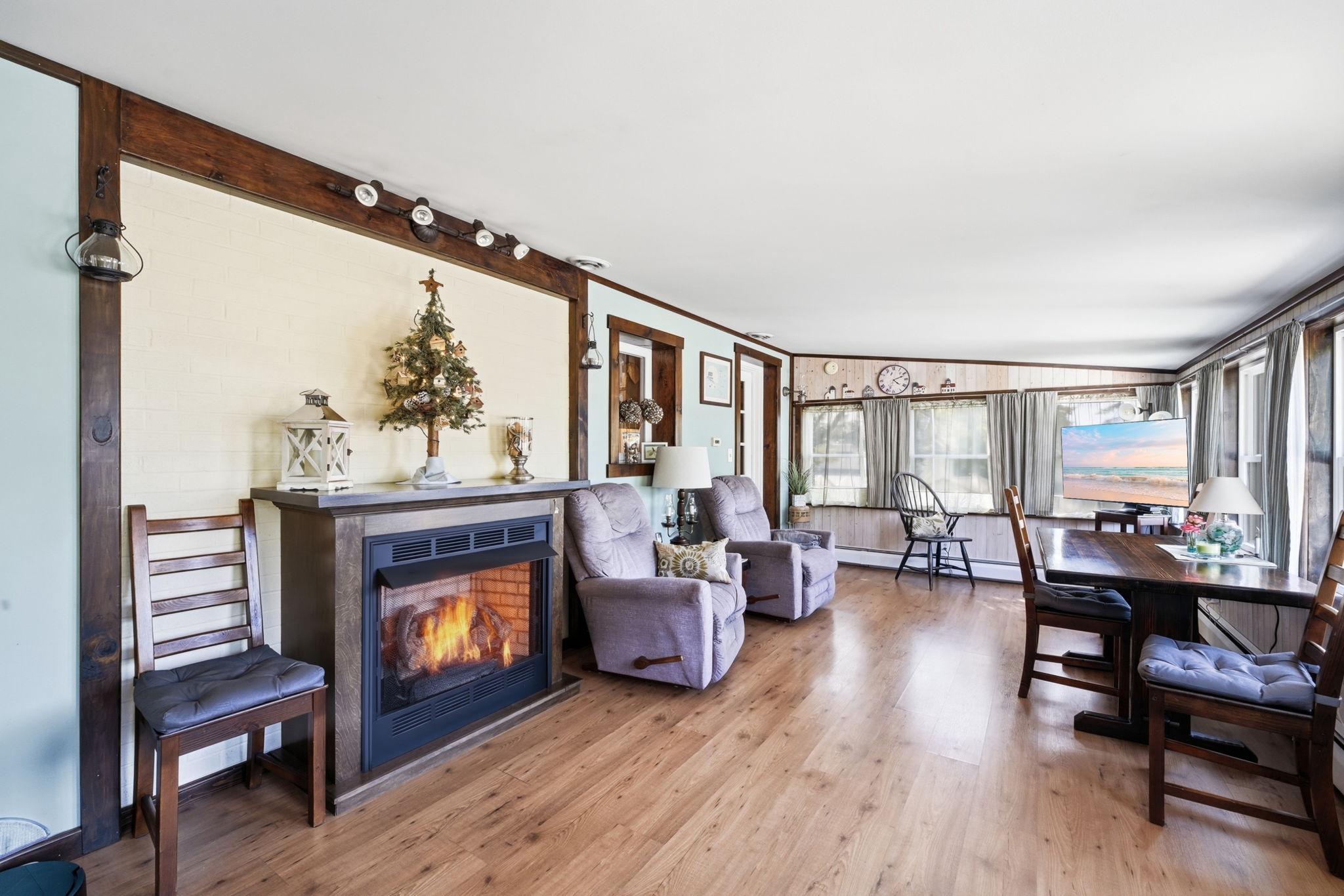 WEST VIEW SHORES - Residential