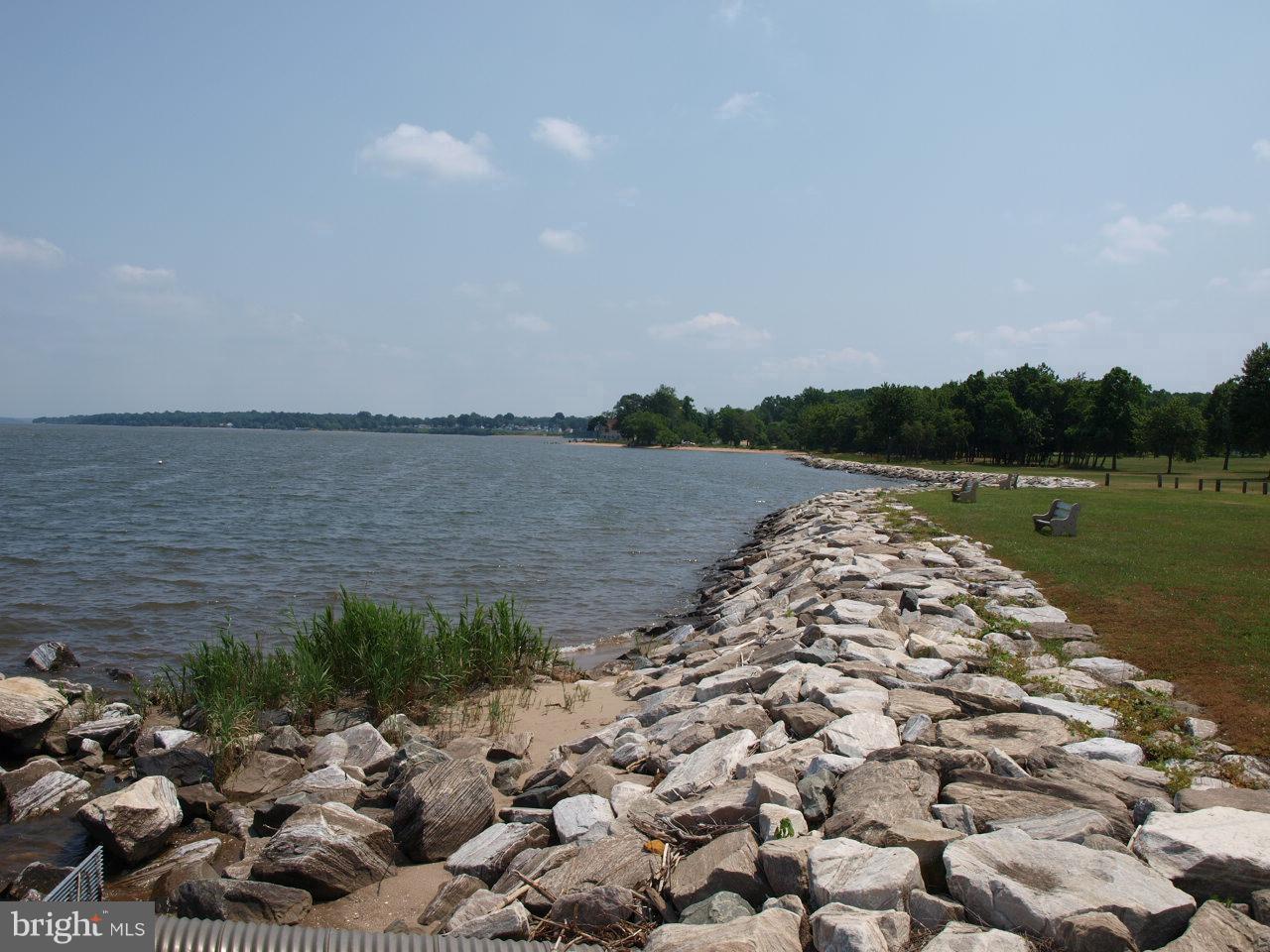 WEST VIEW SHORES - Residential