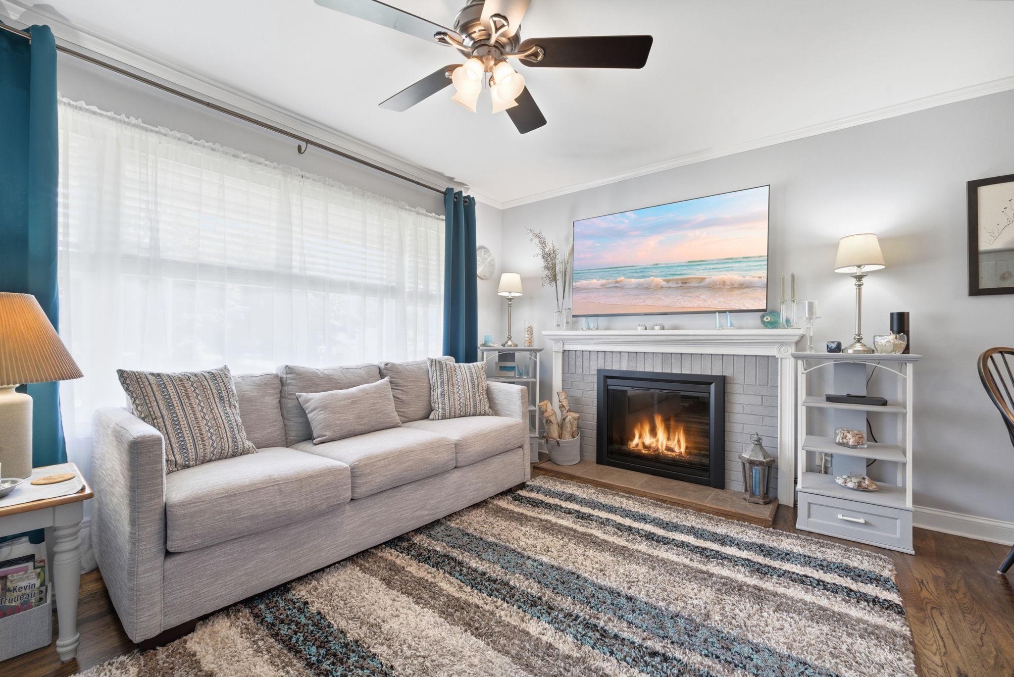 WEST VIEW SHORES - Residential