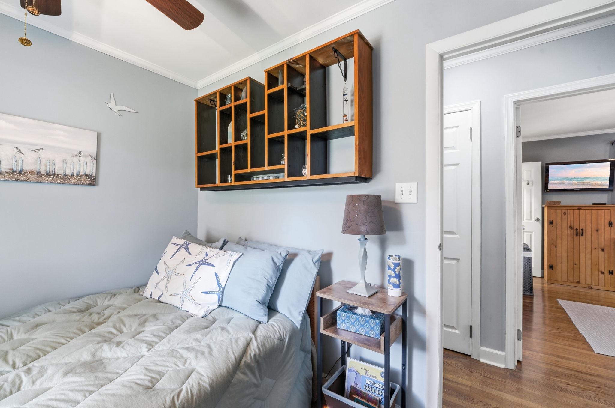 WEST VIEW SHORES - Residential
