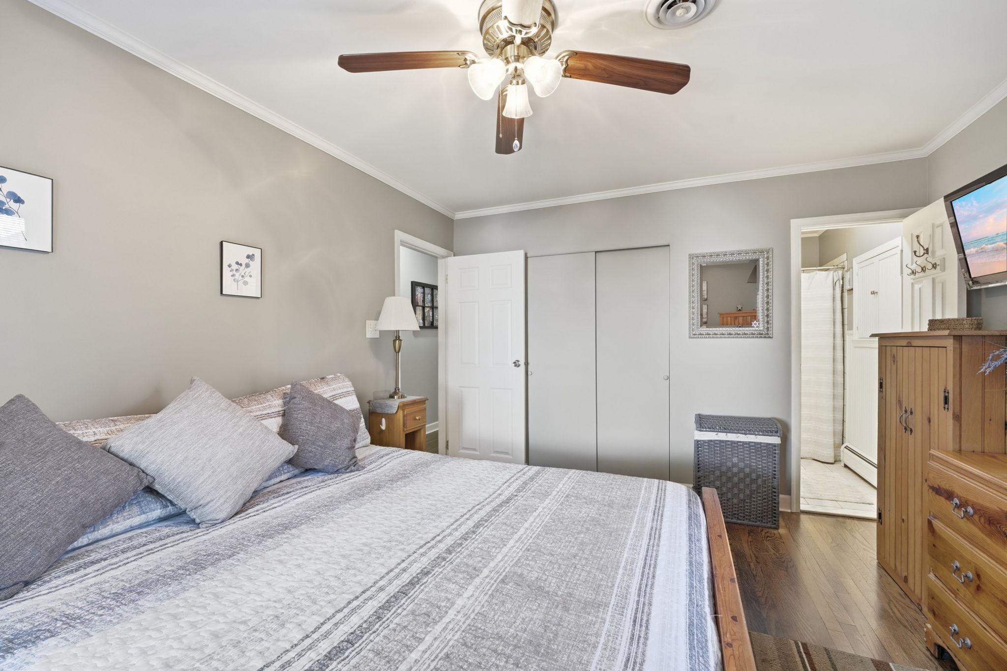 WEST VIEW SHORES - Residential