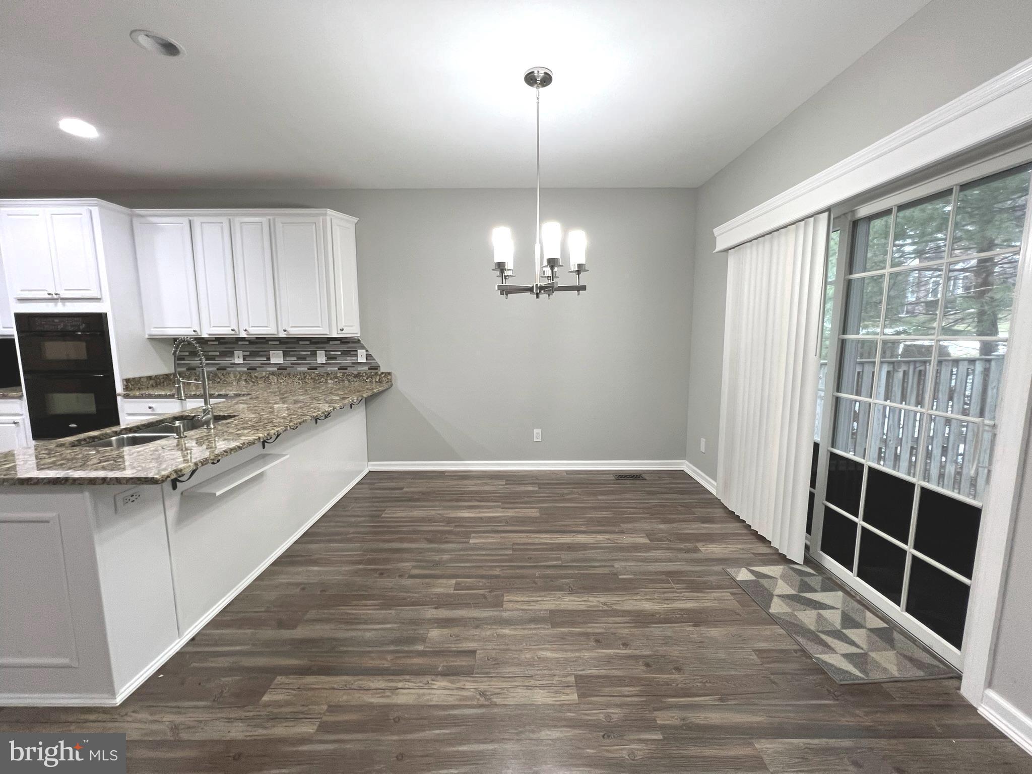 DALLAM PLACE - Residential Lease