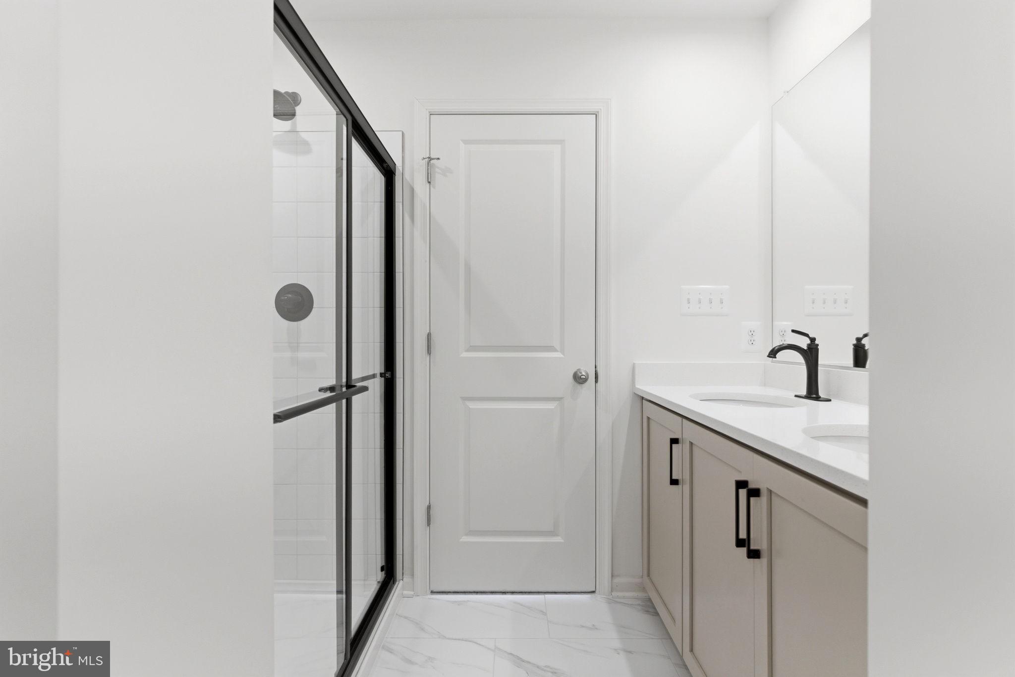 PRINLAND HEIGHTS - Residential