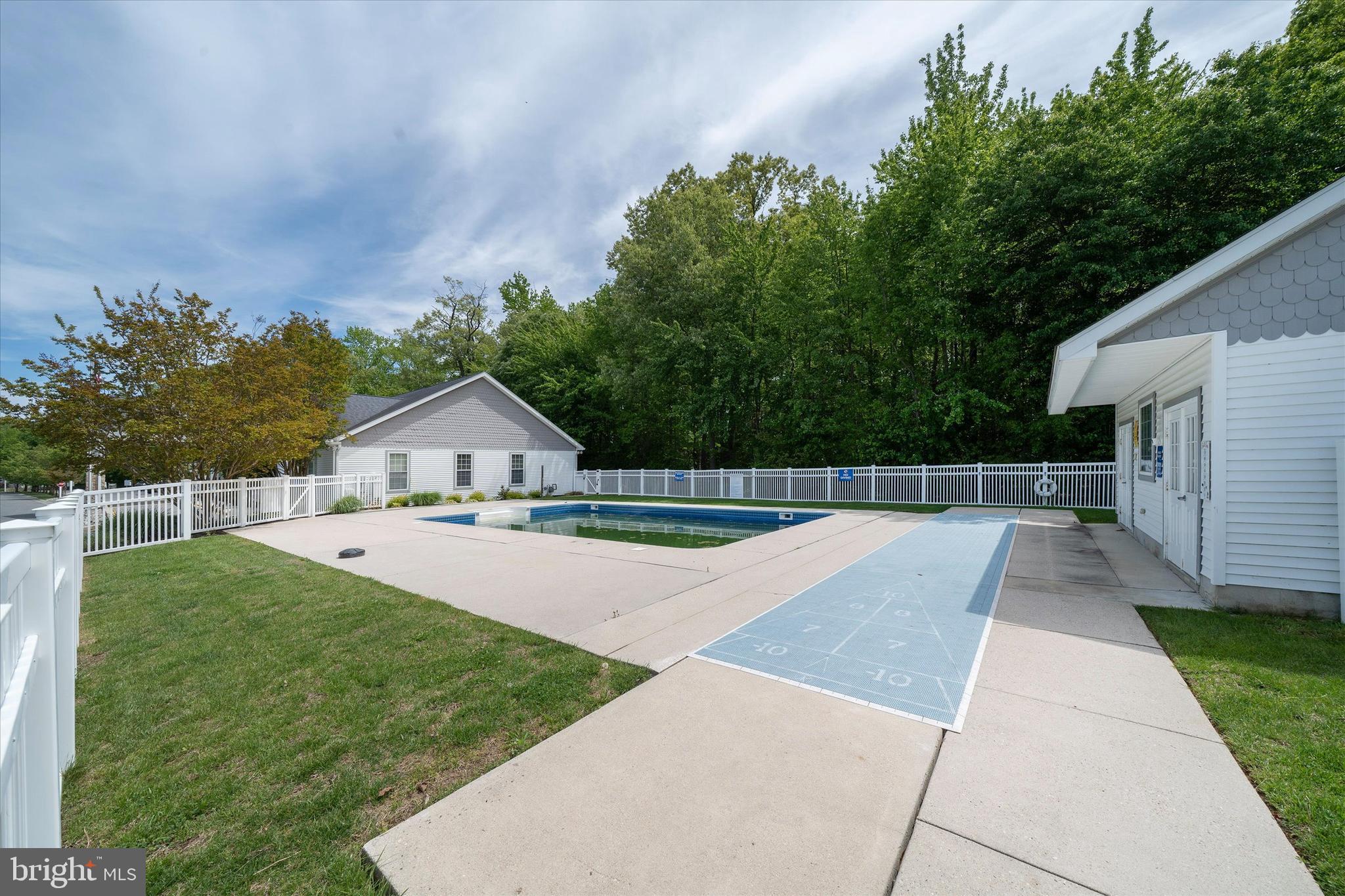 WILD MEADOWS - Residential