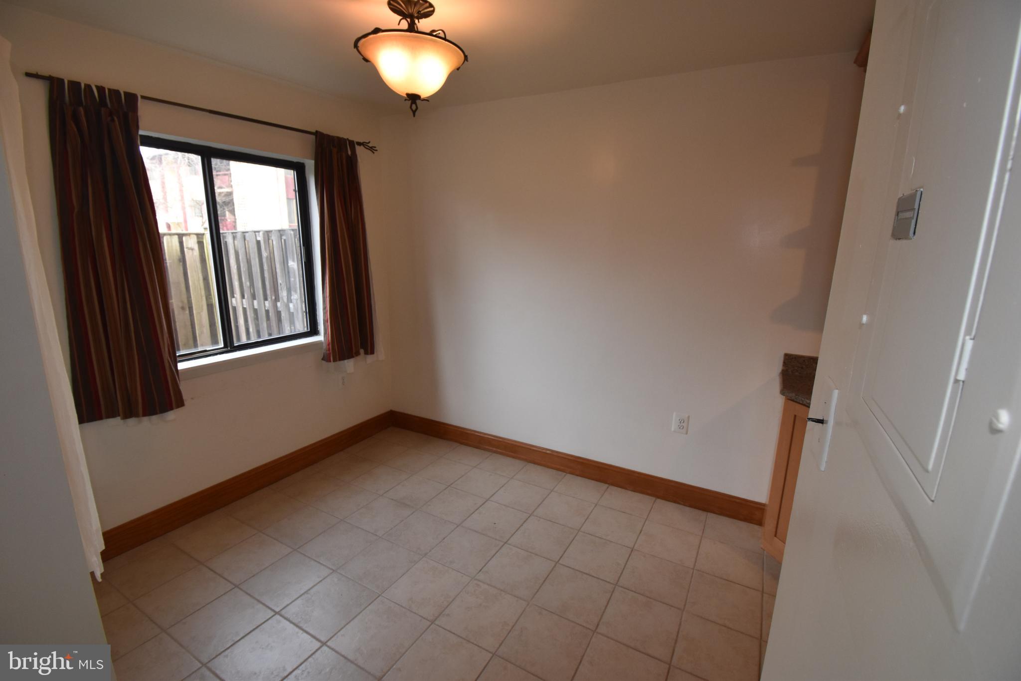 FAIRFIELD COMMONS - Residential