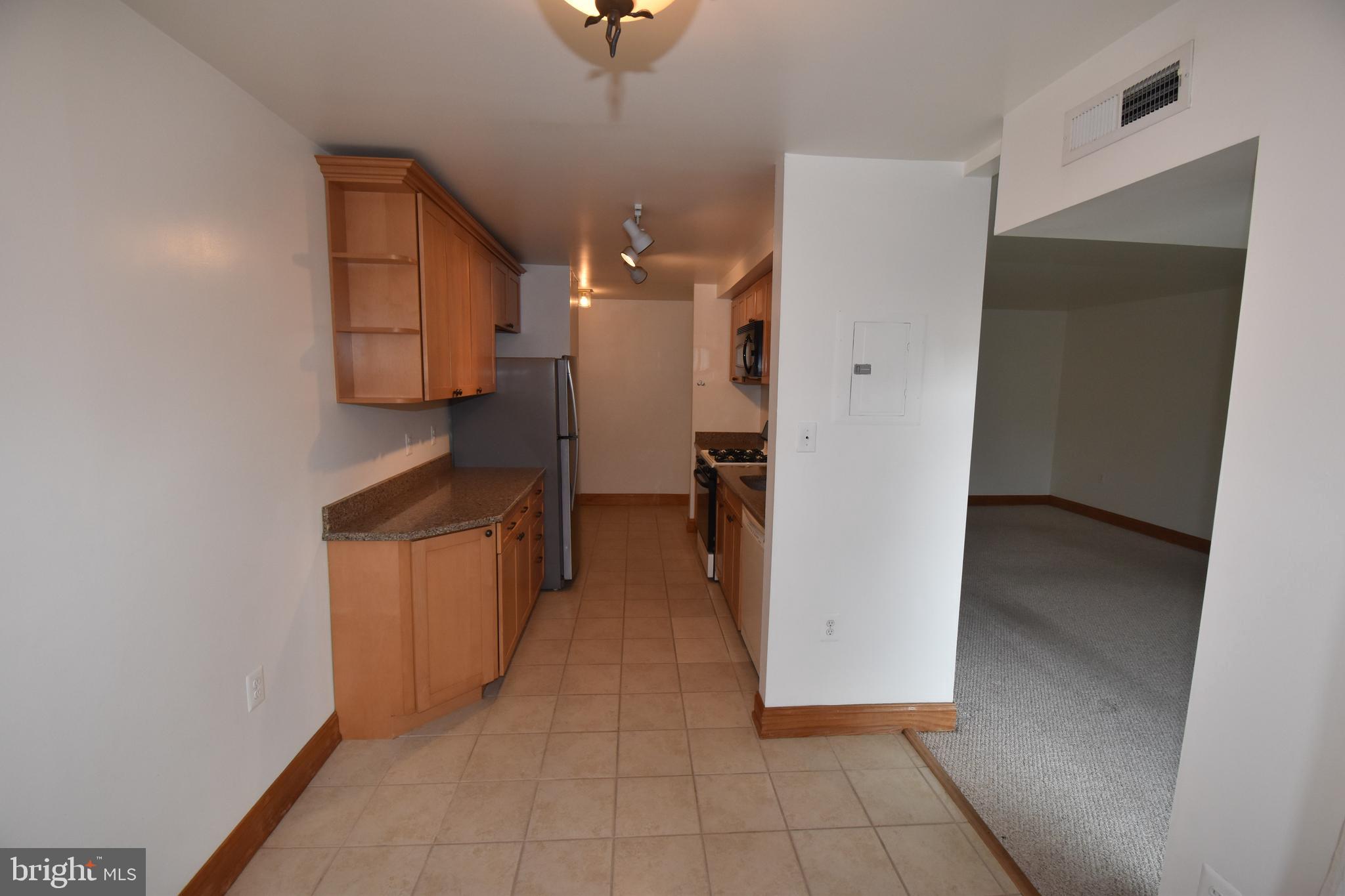 FAIRFIELD COMMONS - Residential