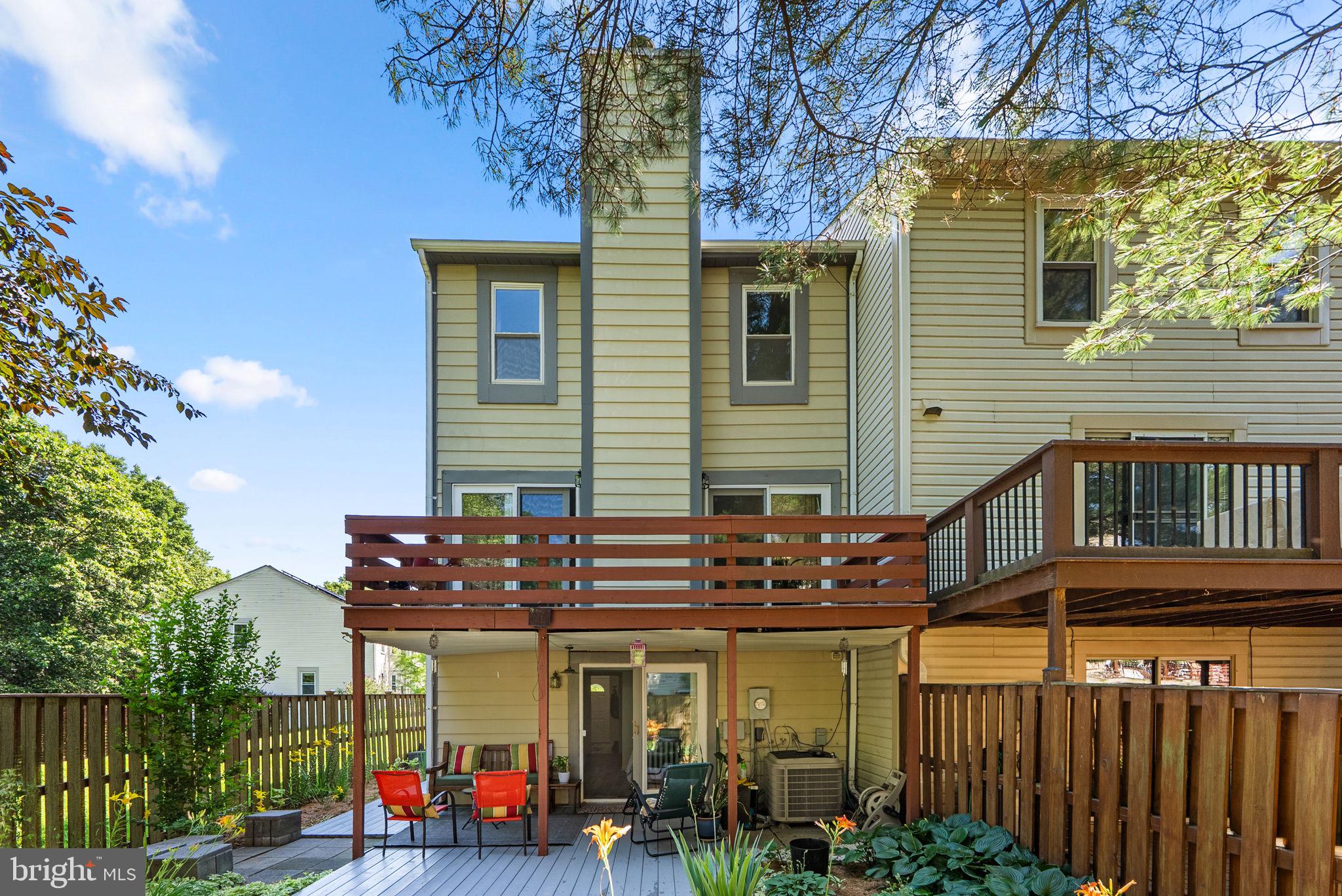 SENECA PARK - Residential