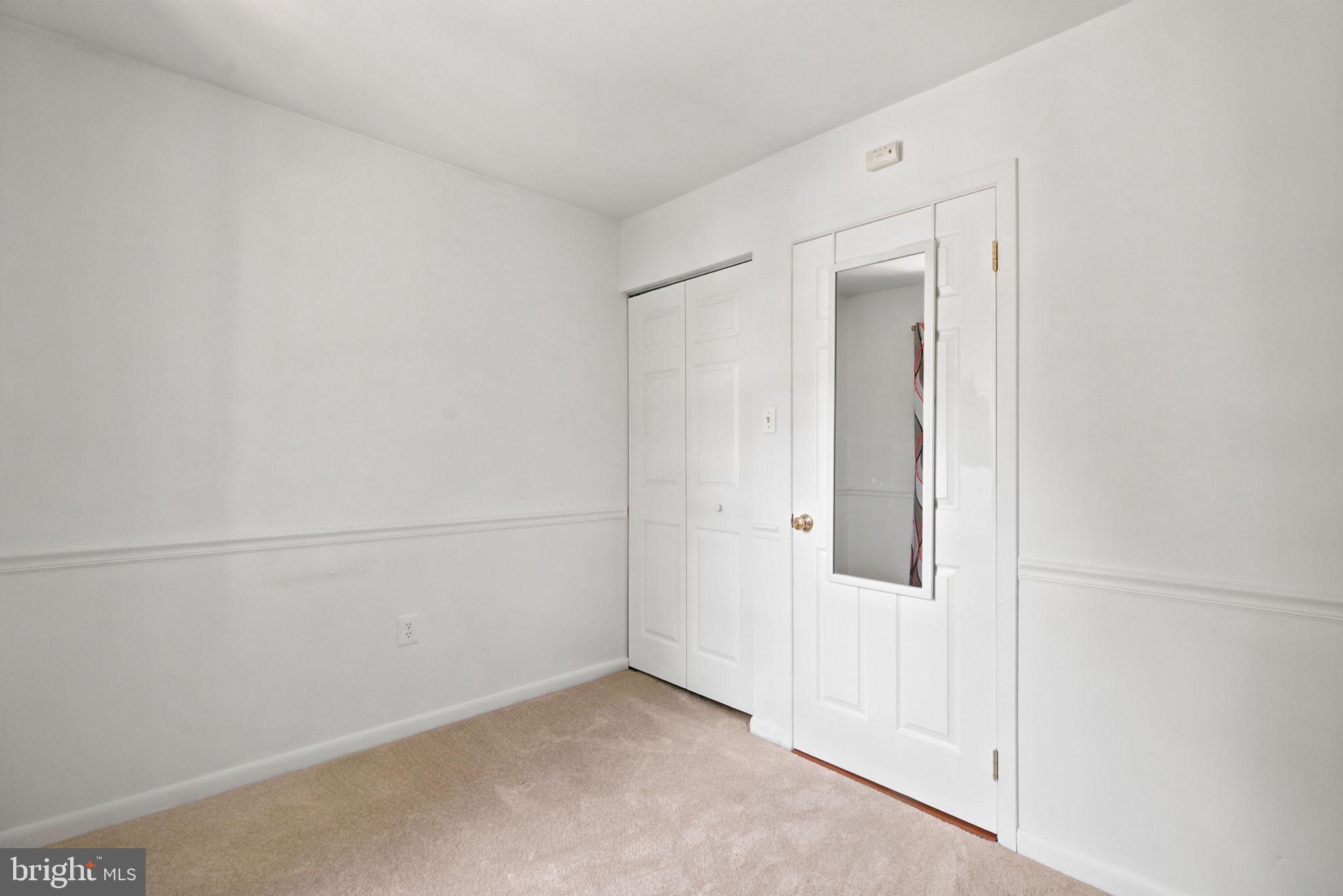 SENECA PARK - Residential