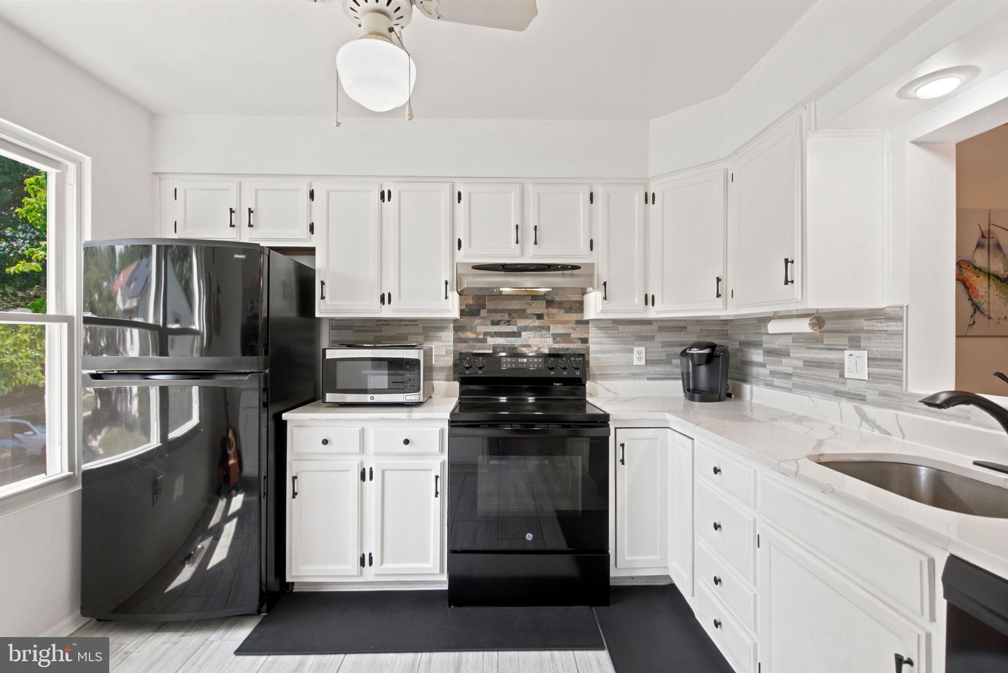 SENECA PARK - Residential