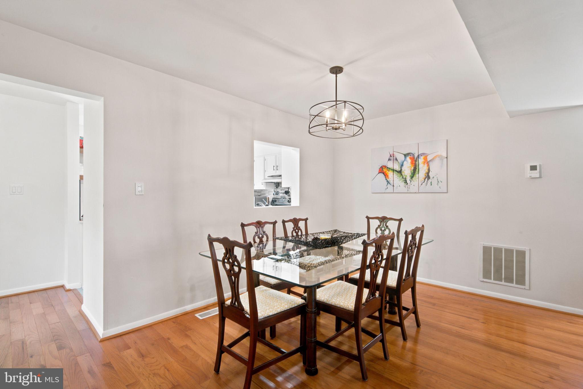 SENECA PARK - Residential