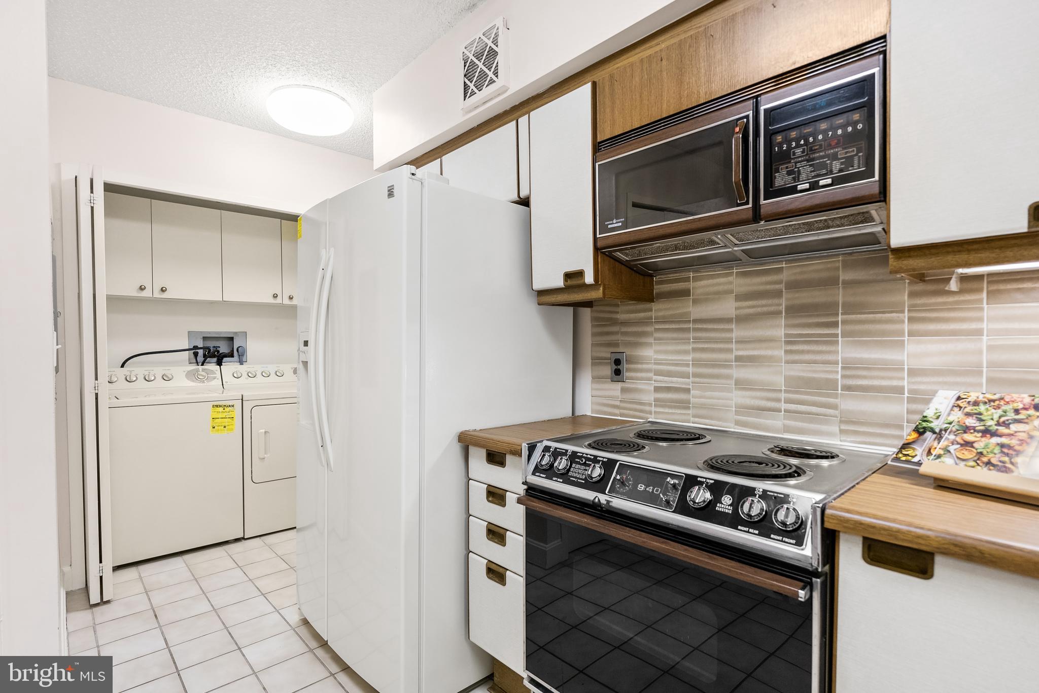 CRYSTAL GATEWAY - Residential