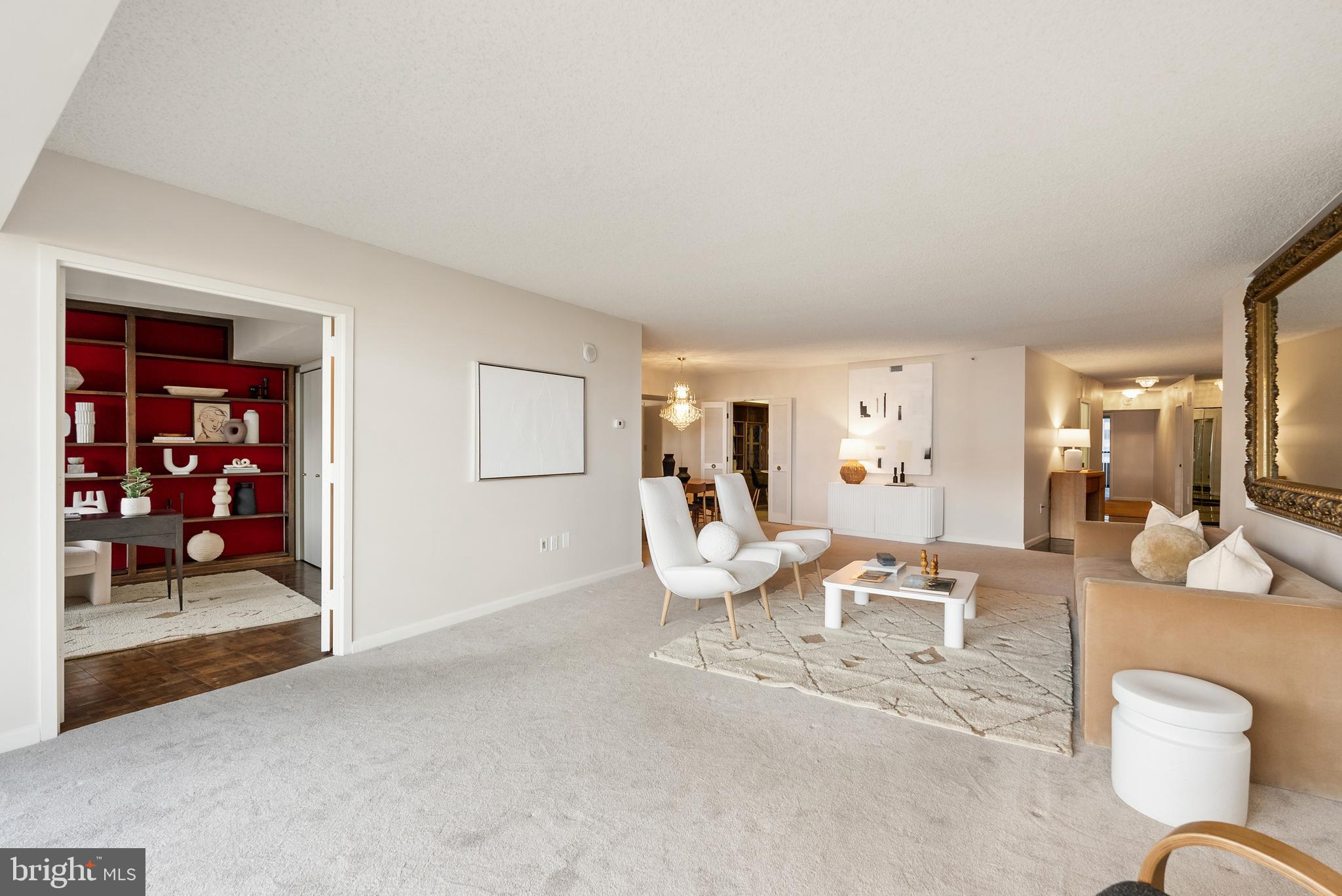 CRYSTAL GATEWAY - Residential