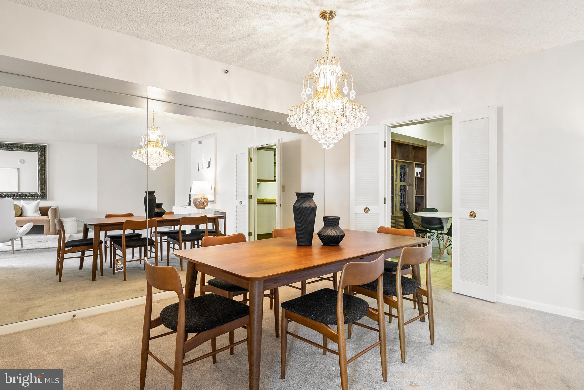 CRYSTAL GATEWAY - Residential