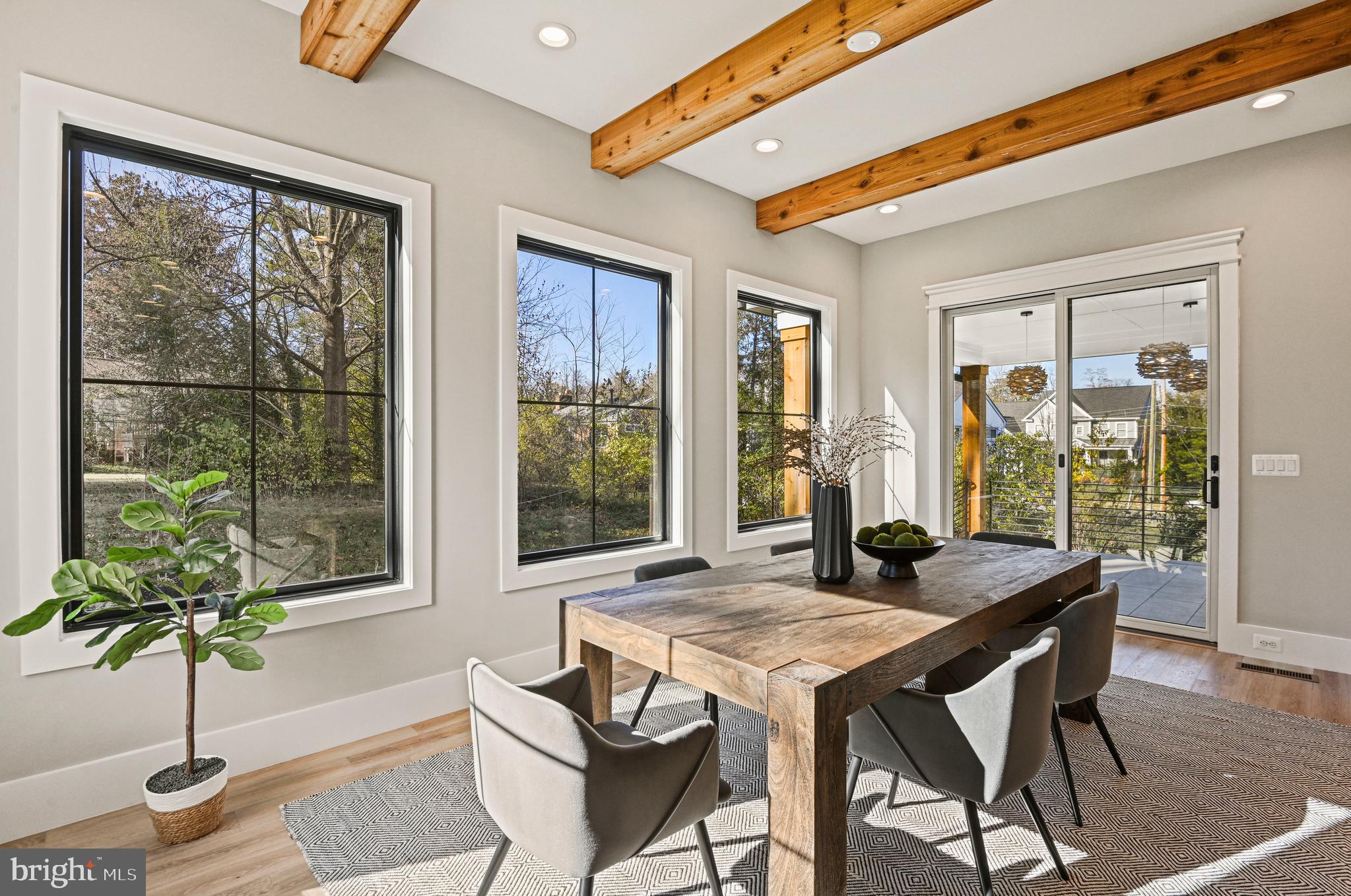 SOUTHRIDGE - Residential