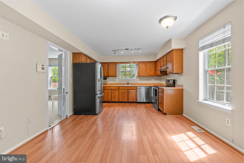 STEWARTS LANDING - Residential
