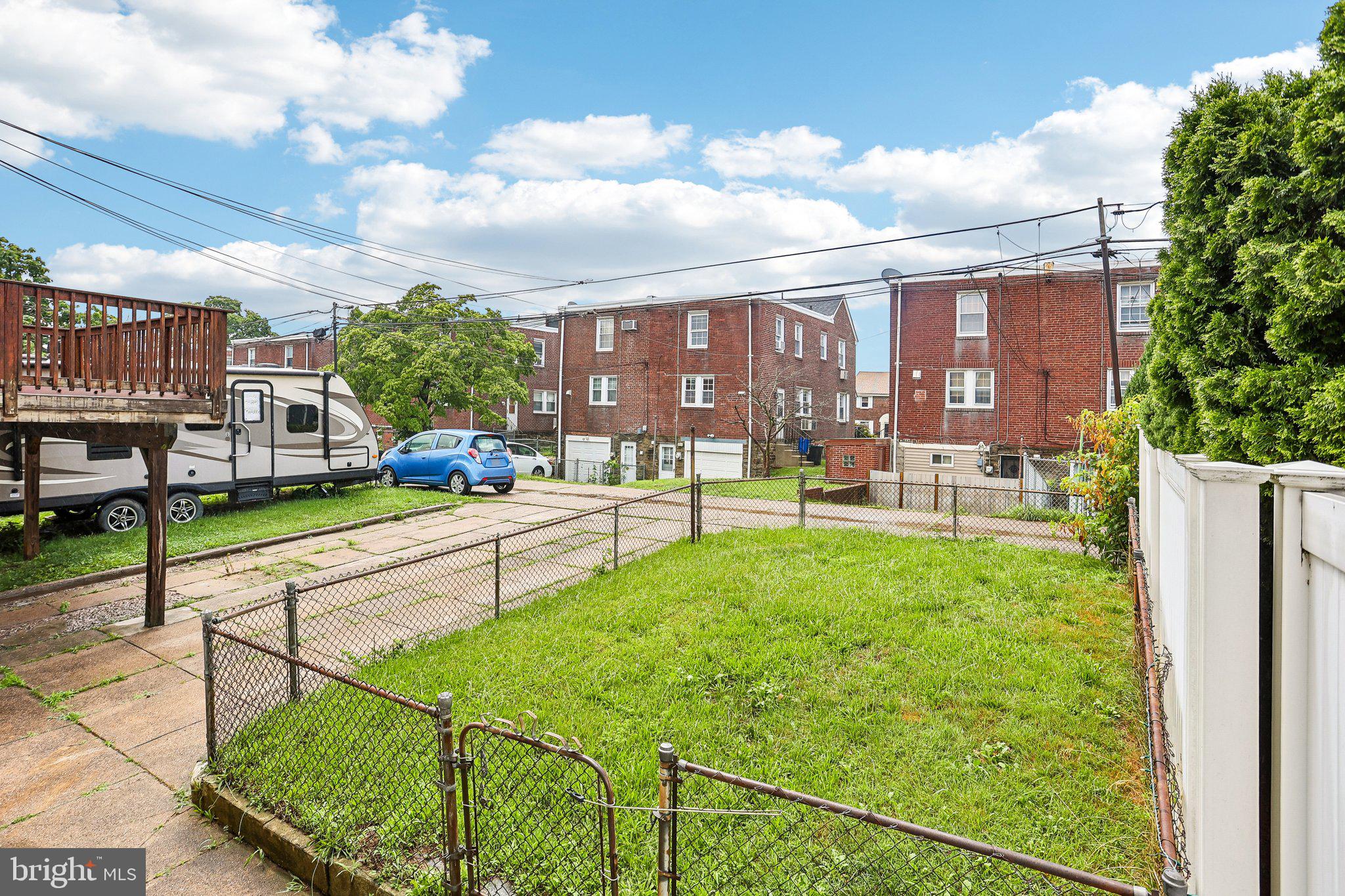 CASTOR GARDENS - Residential