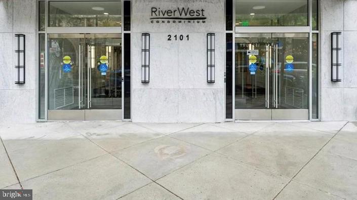 Deluxe 1-Bedroom, 1-Bath condo beautifully renovated Contemporary Open-Concept Floor Plan. Sunny Condo wall-to-wall windows South/West facing at The River West Condominium near the heart of Rittenhouse Square! Entry Foyer has up-graded gleaming hardwood floors, Double-closet, a Modern Contemporary Kitchen with Granite Center Island, wall-to-wall handsome Wood Cabinetry, and premium Stainless-Steel Appliance package; Built-in Microwave, Gas Range, Refrigerator with Water Dispenser, Dishwasher, and sleek Contemporary Black Granite countertops. Open-Concept Floor Plan creates easy flowing spacious Living Room, Family Room, Gourmet Kitchen, additional under-counter cabinetry with Island Seating, is perfect for entertaining and relaxing. Spacious Bedroom, accommodates King-size bed, large Closet and wall of windows, there is also an extra Linen Closet for additional storage. Freshly painted Bath has updated Vanity Sink Cabinet with storage for Bath necessities, Bathtub and upgraded Towel Bars. Two HVAC units in each room for temperature control comfort. HOA fee includes ALL UTILITIES - Gas, Water and Electric. Recently renovated Lobby, Mailboxes and Laundry Facilities are located on the 1st Floor. Also on the 1st Floor, for your convenience is a privately-owned Beauty Salon. The River West Residential Condominium has 24/7 Front Desk Concierge, prime location, from Gourmet Restaurants, Nightlife, Fashionable Shopping, Rittenhouse Square, Dog Parks, Grocery Shopping at Trader Joe’s, and Target, America’s 7th largest Retail Store within walking distance. Quick access to Public Transportation and 30th Street Amtrack Station, which operates express rail service. Pet-friendly, one pet per condo, under 25 lbs. Privately-owned and operated Parking Garage, offers parking for additional fee. Schedule your appointment today and make this move-in ready condo your new home!