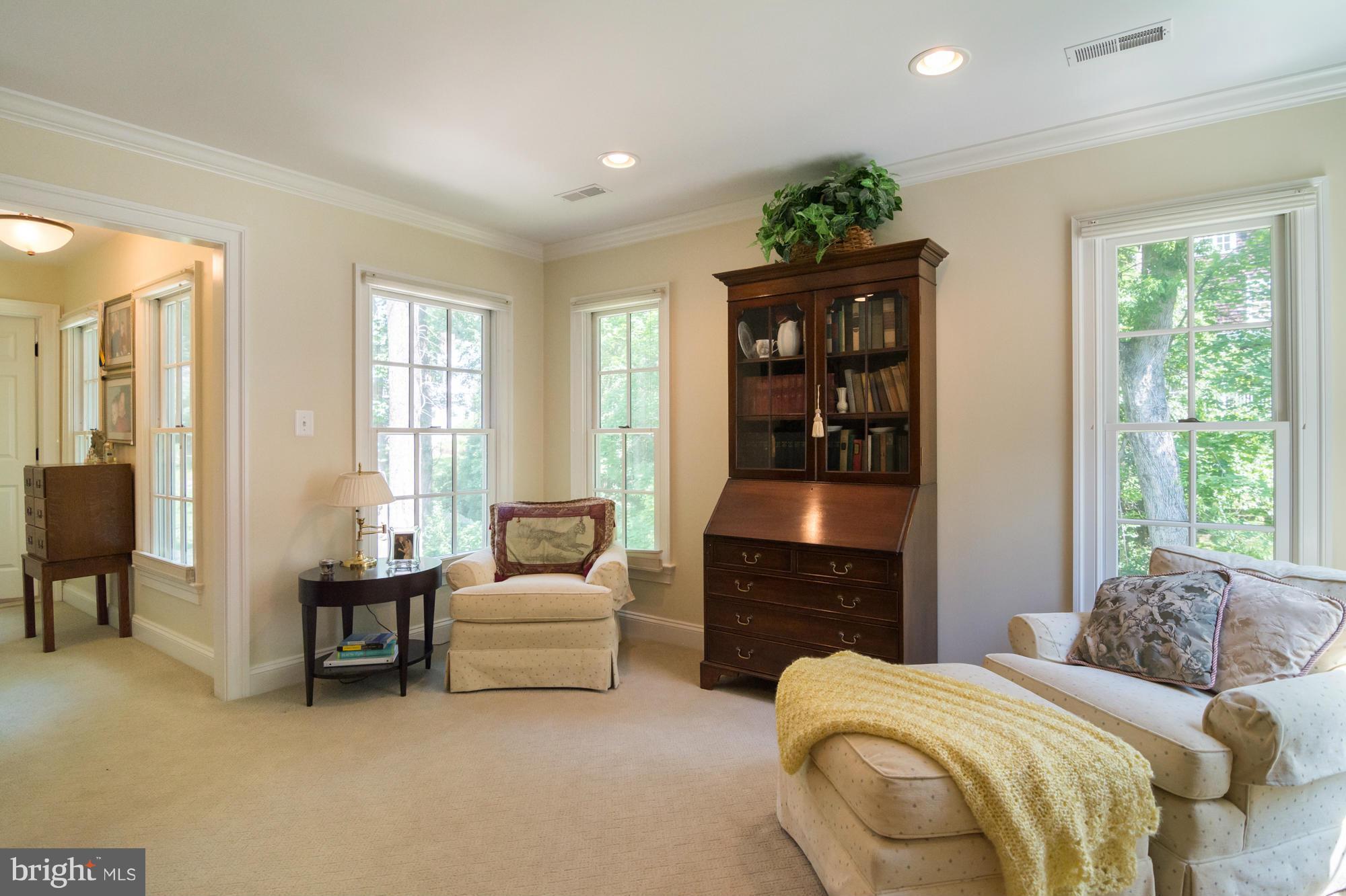 WARDOUR - Residential