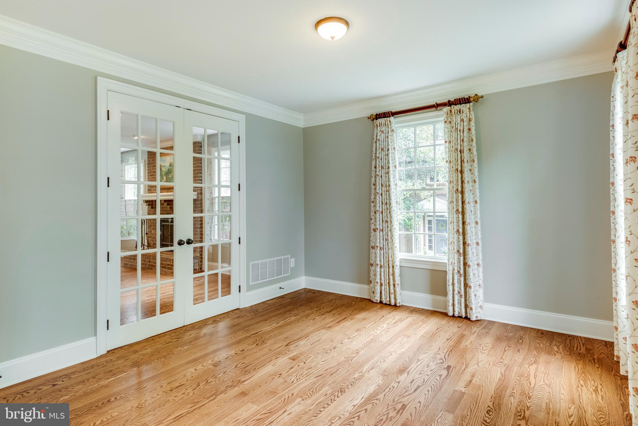 WARDOUR - Residential