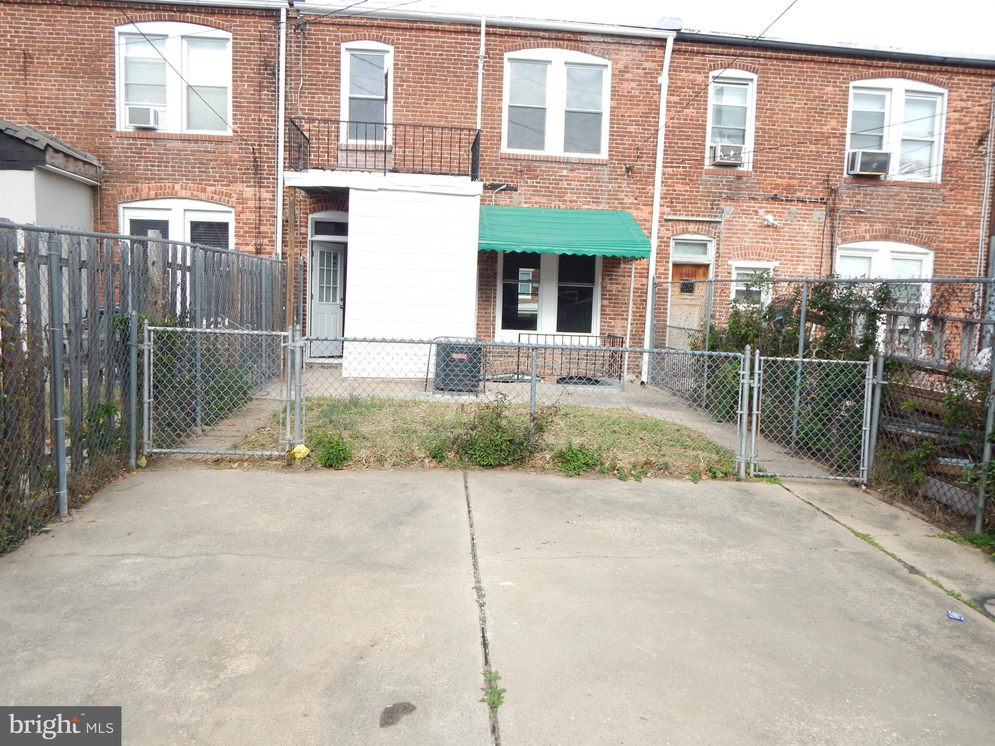 COLD SPRING NEWTOWN - Residential
