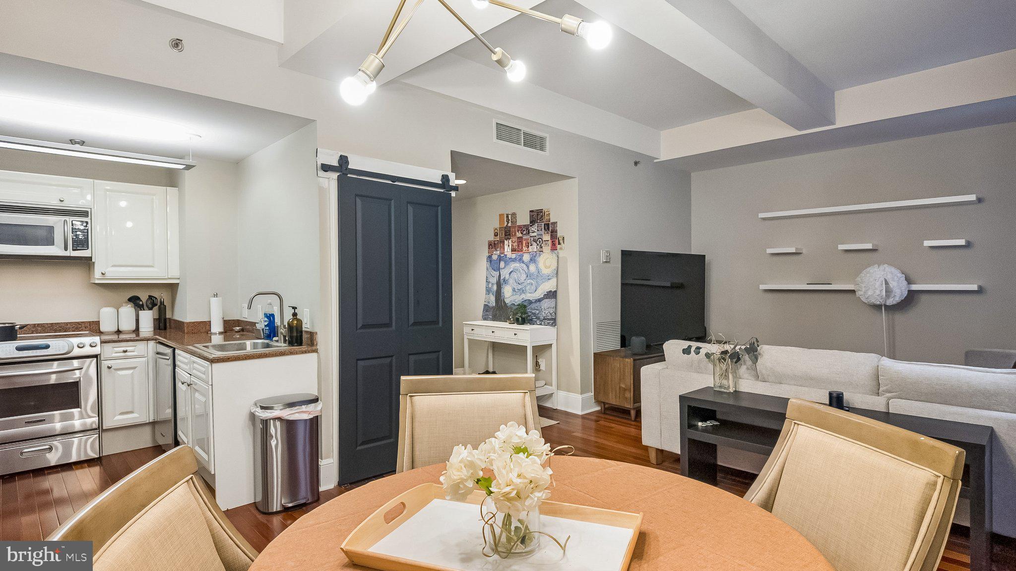 AVENUE OF THE ARTS - Residential