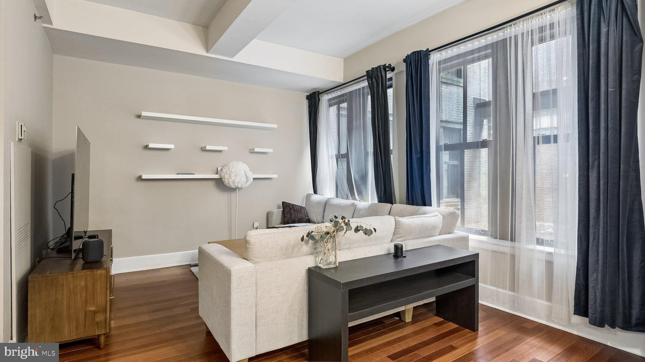 AVENUE OF THE ARTS - Residential