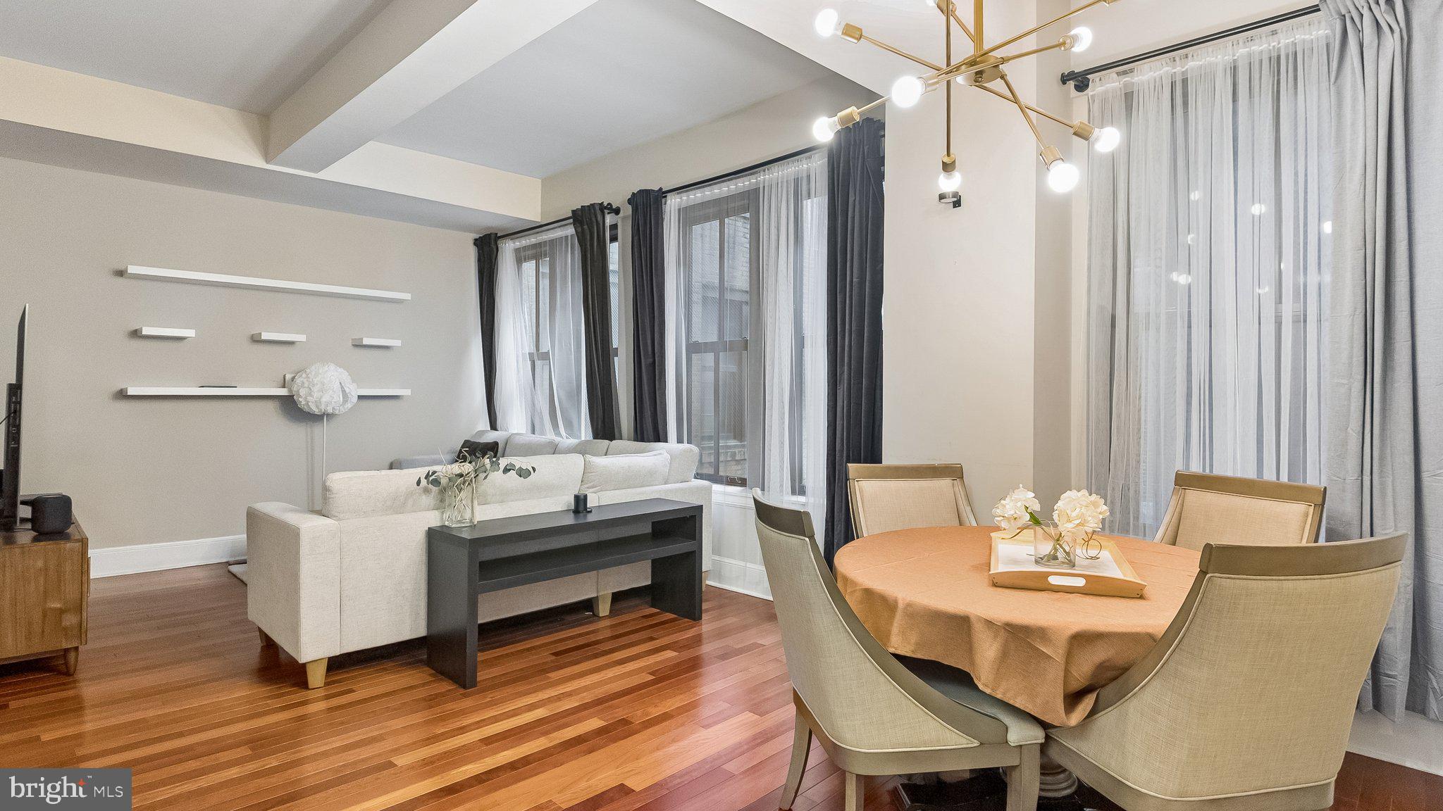 AVENUE OF THE ARTS - Residential