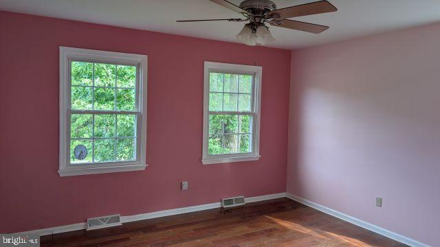 WOODLAND ACRES - Residential