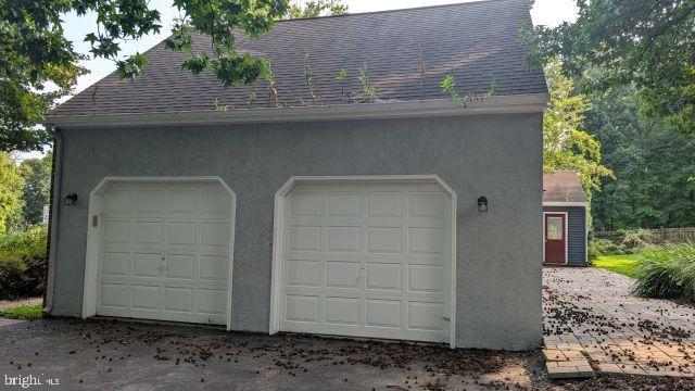WOODLAND ACRES - Residential