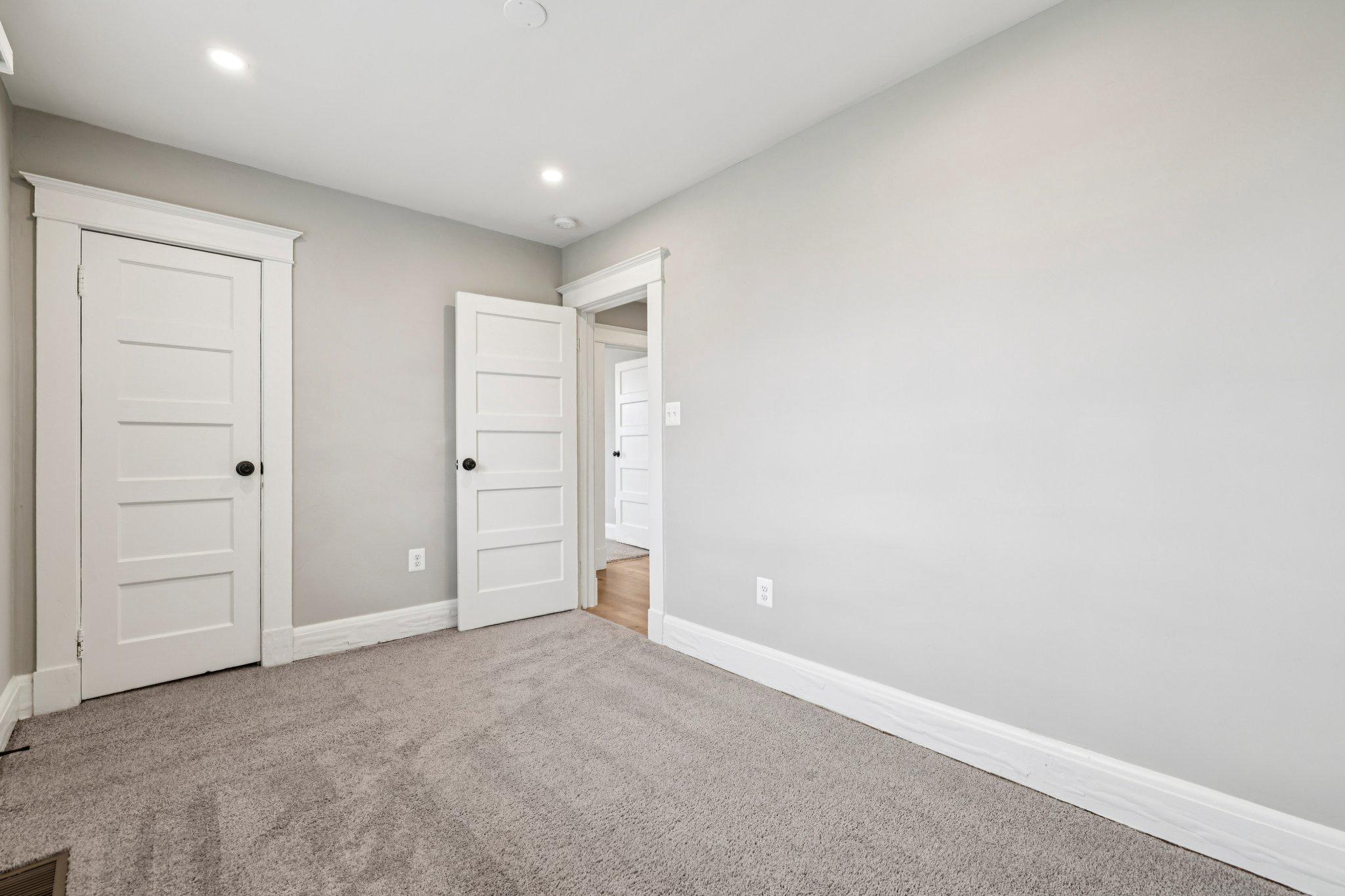 GWYNN OAK - Residential