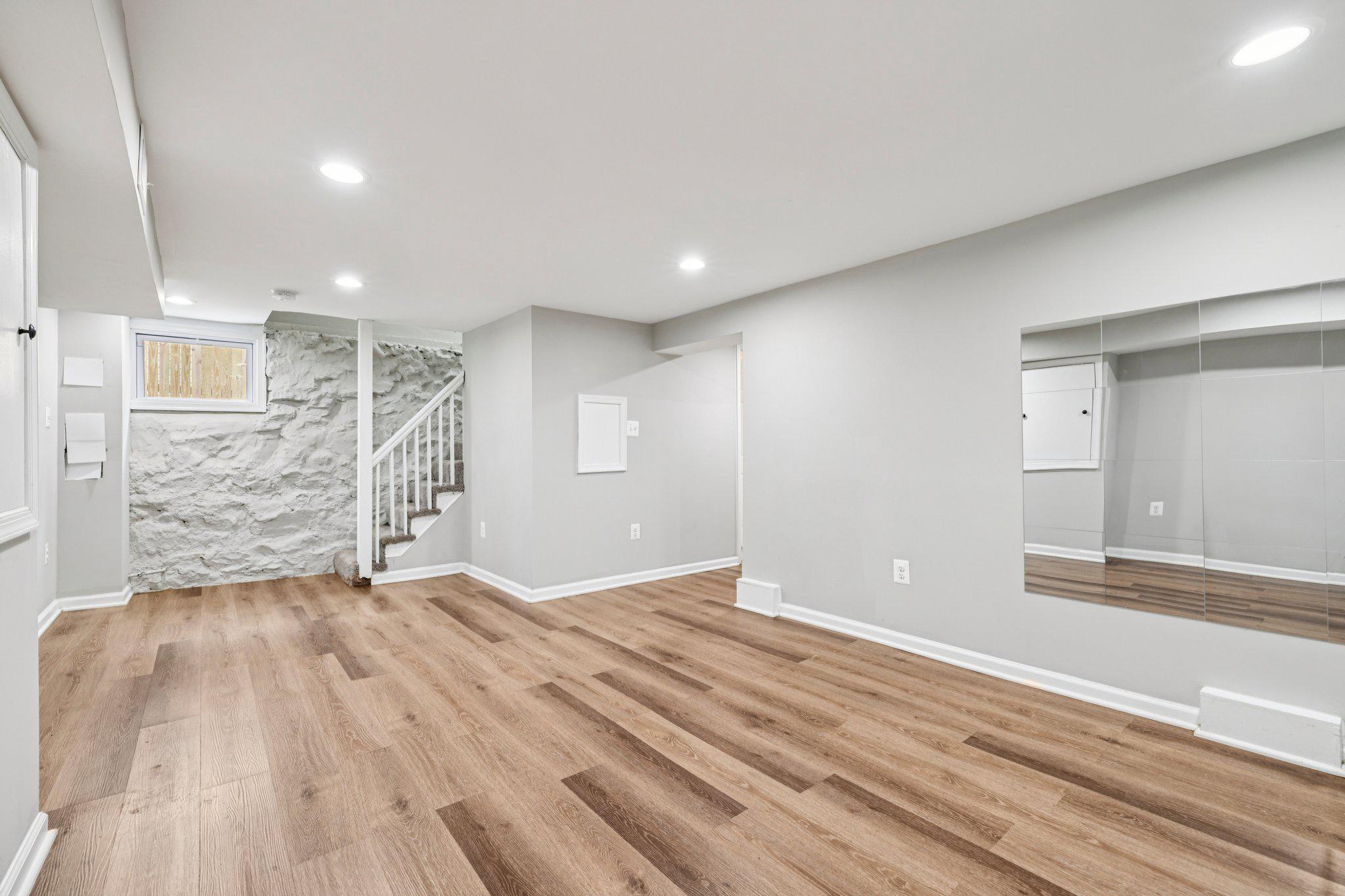 GWYNN OAK - Residential