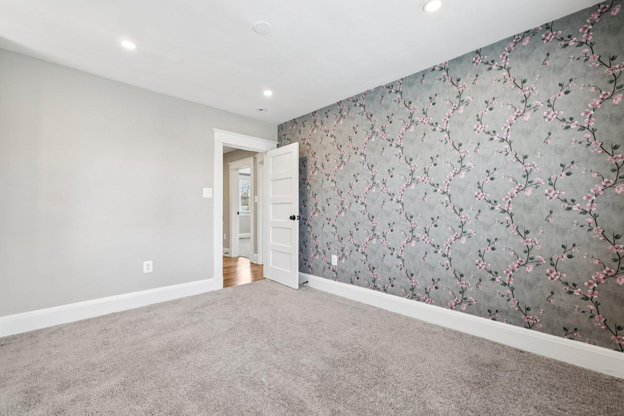GWYNN OAK - Residential