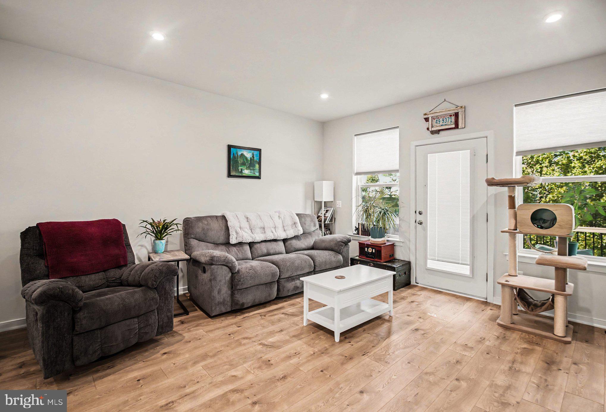 FALMOUTH - Residential