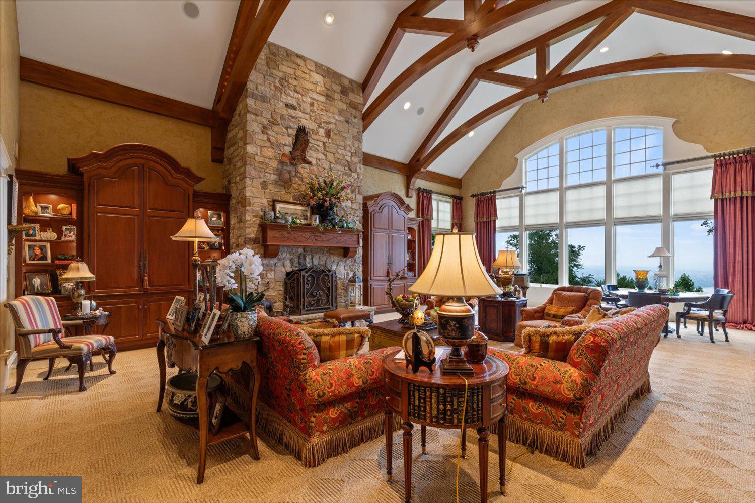 RIVER BEND - Residential
