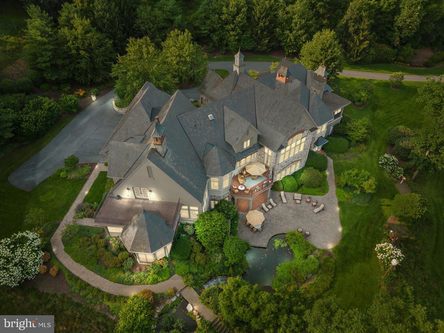 RIVER BEND - Residential