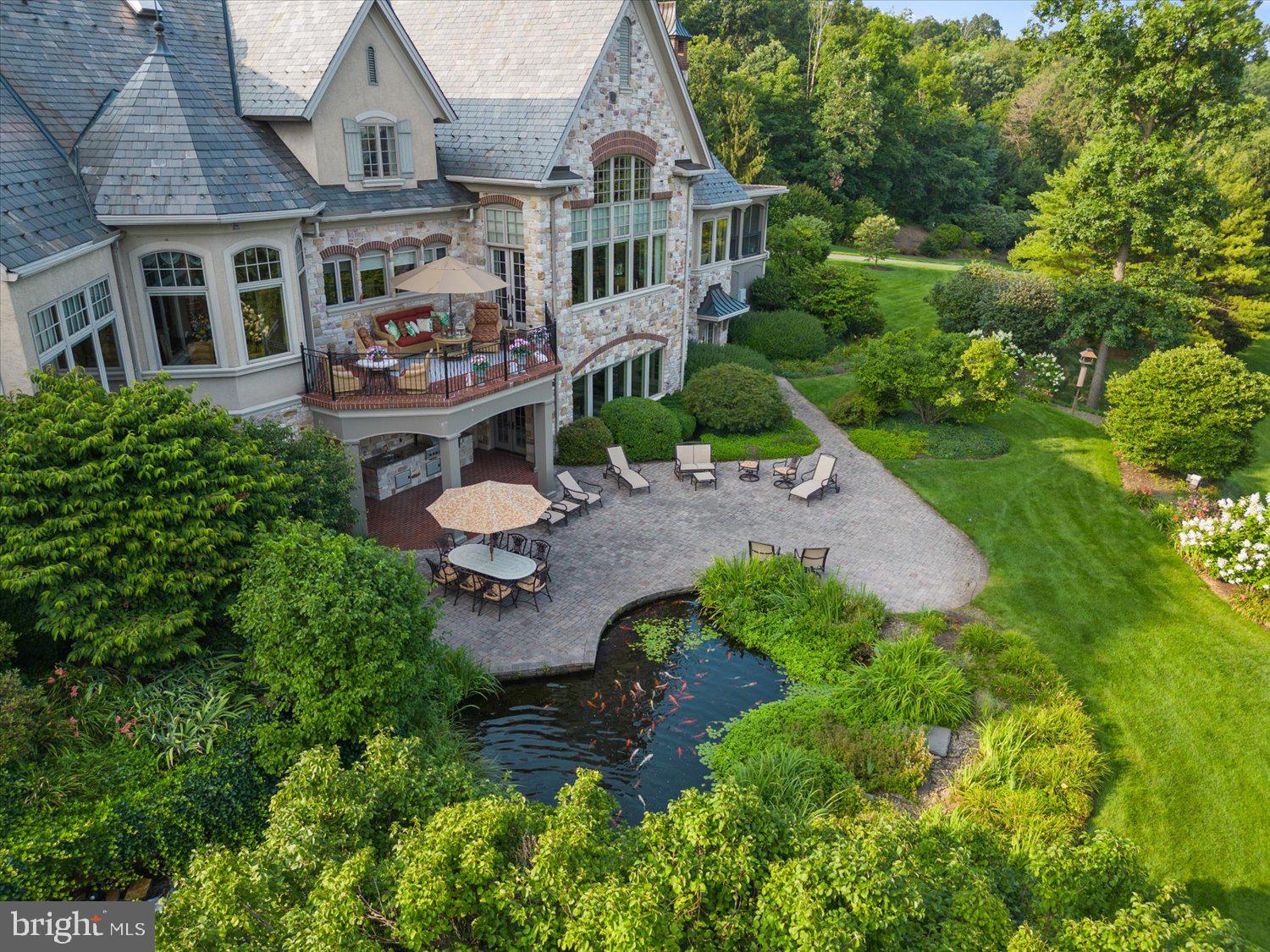 RIVER BEND - Residential