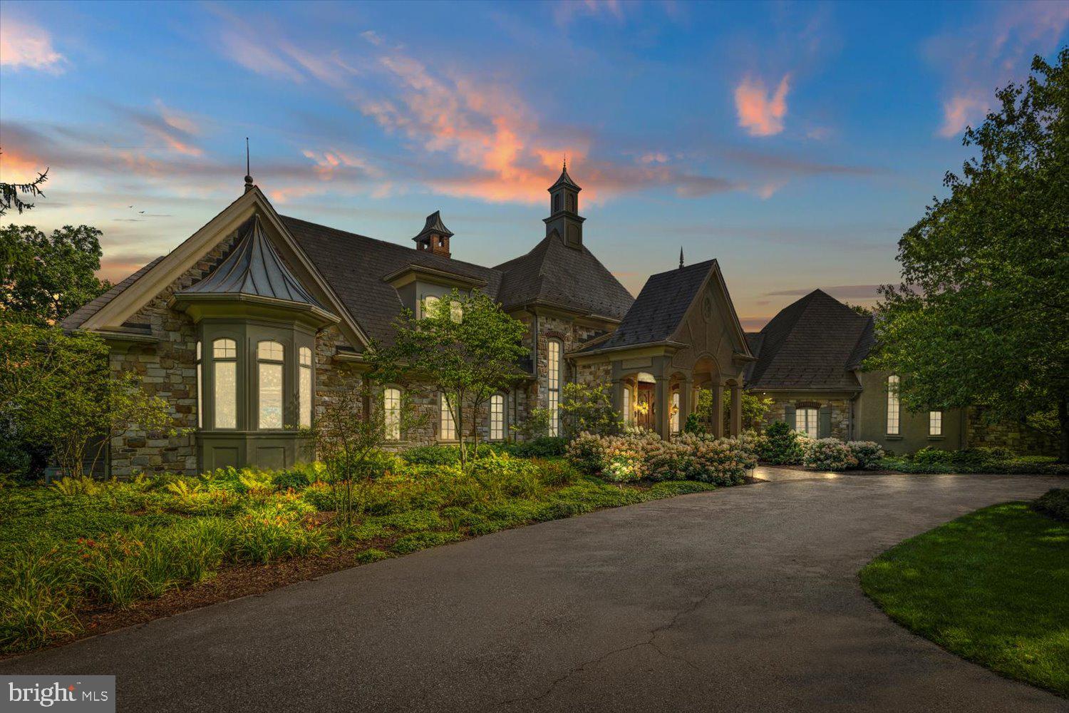 RIVER BEND - Residential