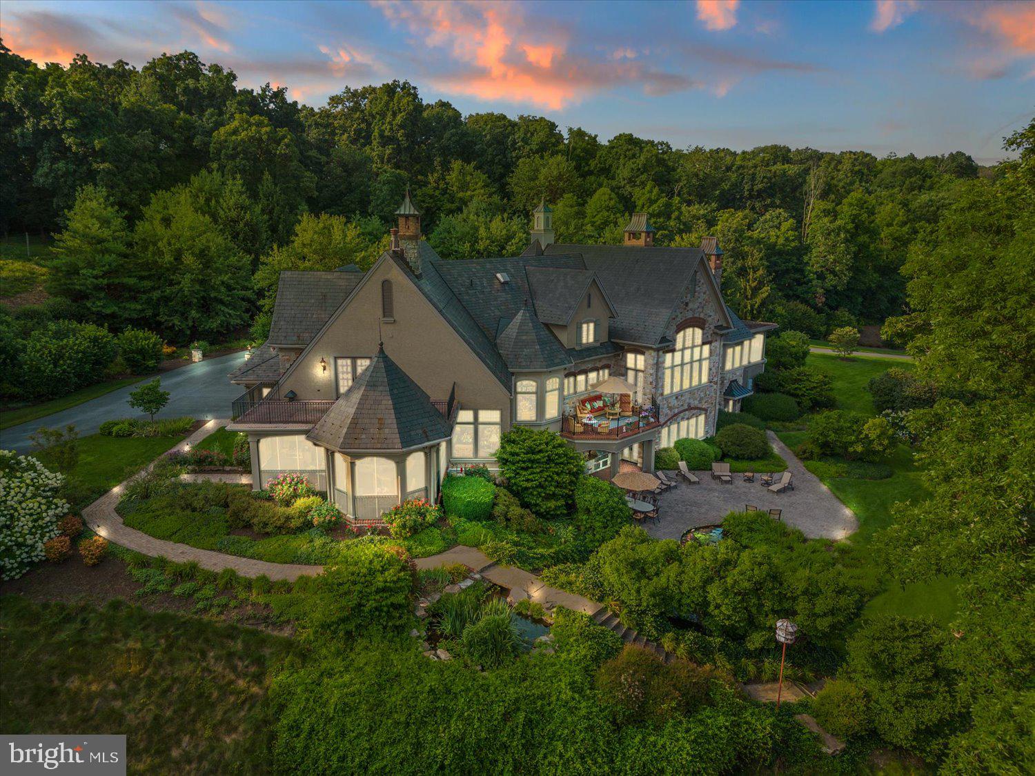 RIVER BEND - Residential