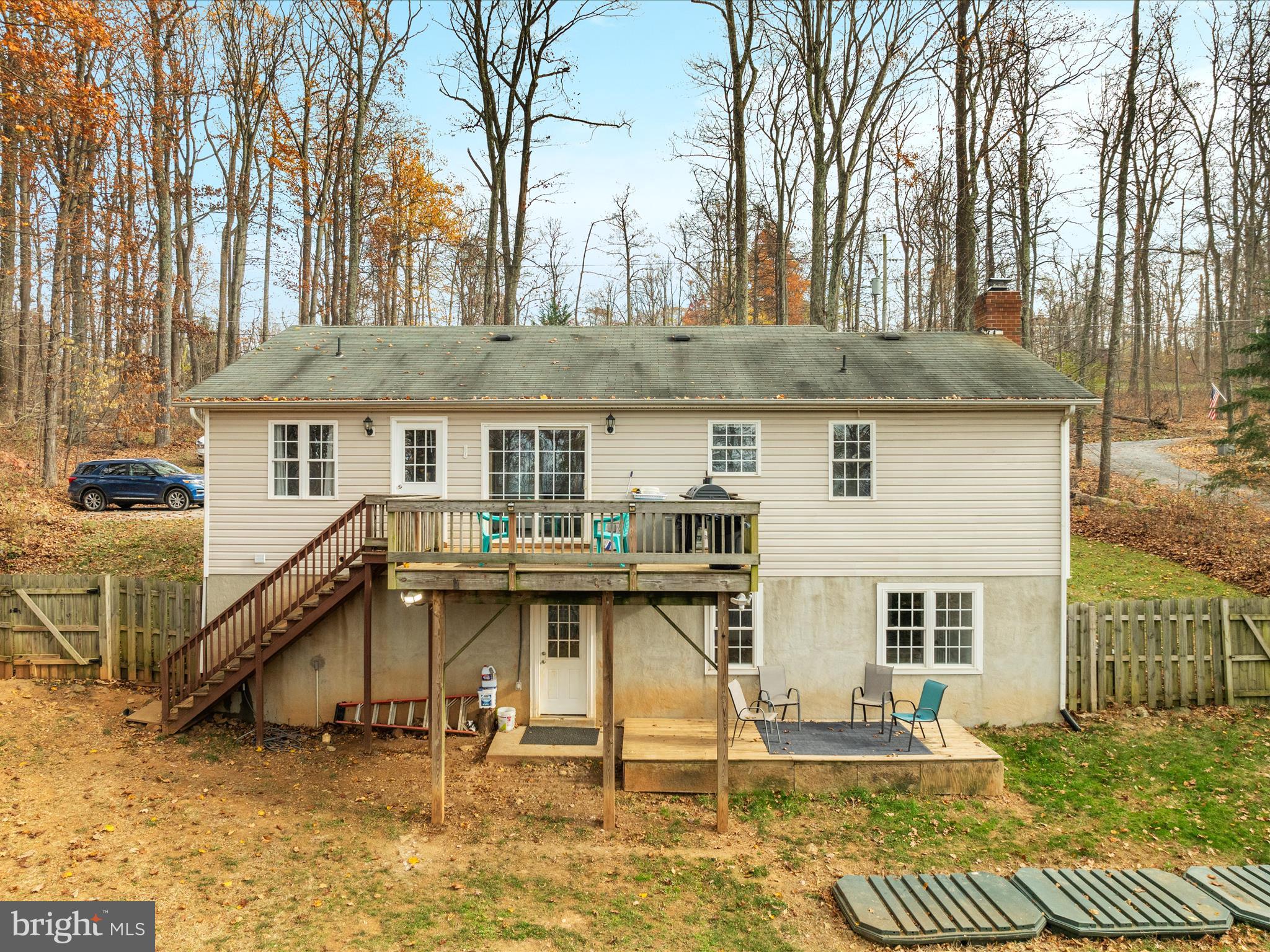 BLUE MOUNTAIN - Residential