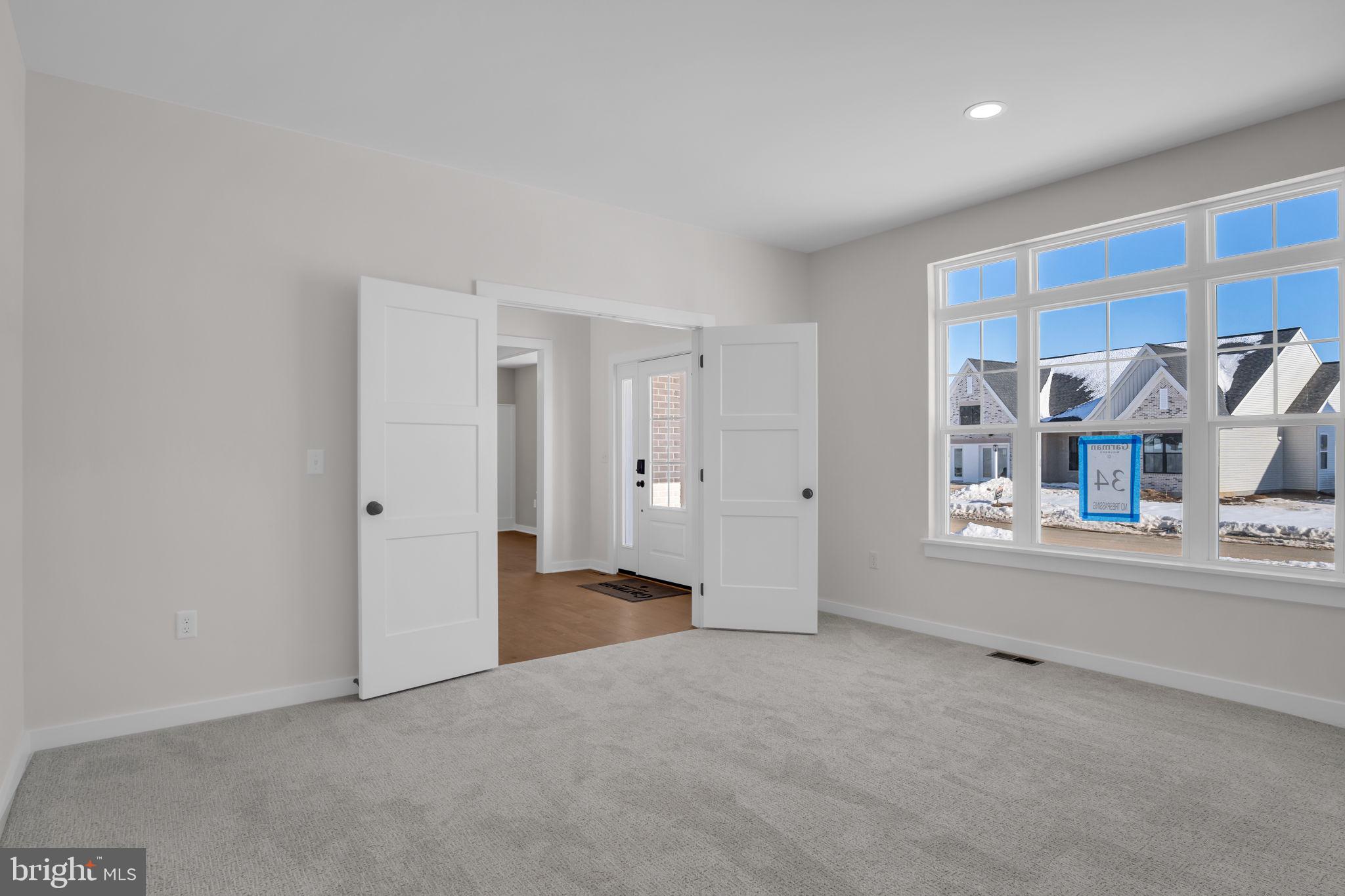 SOUTHGATE - Residential