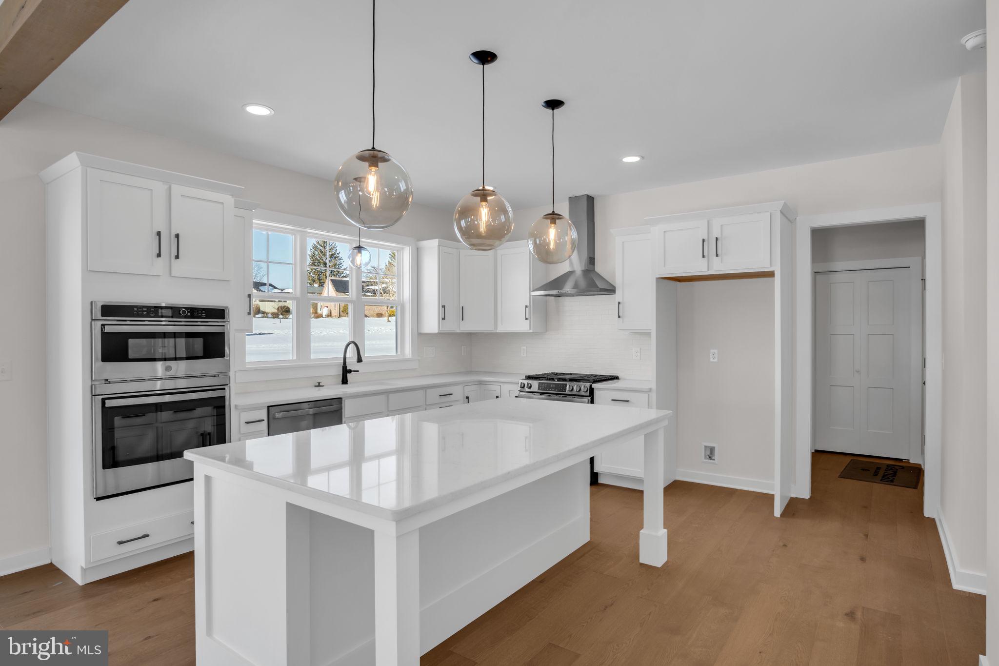 SOUTHGATE - Residential
