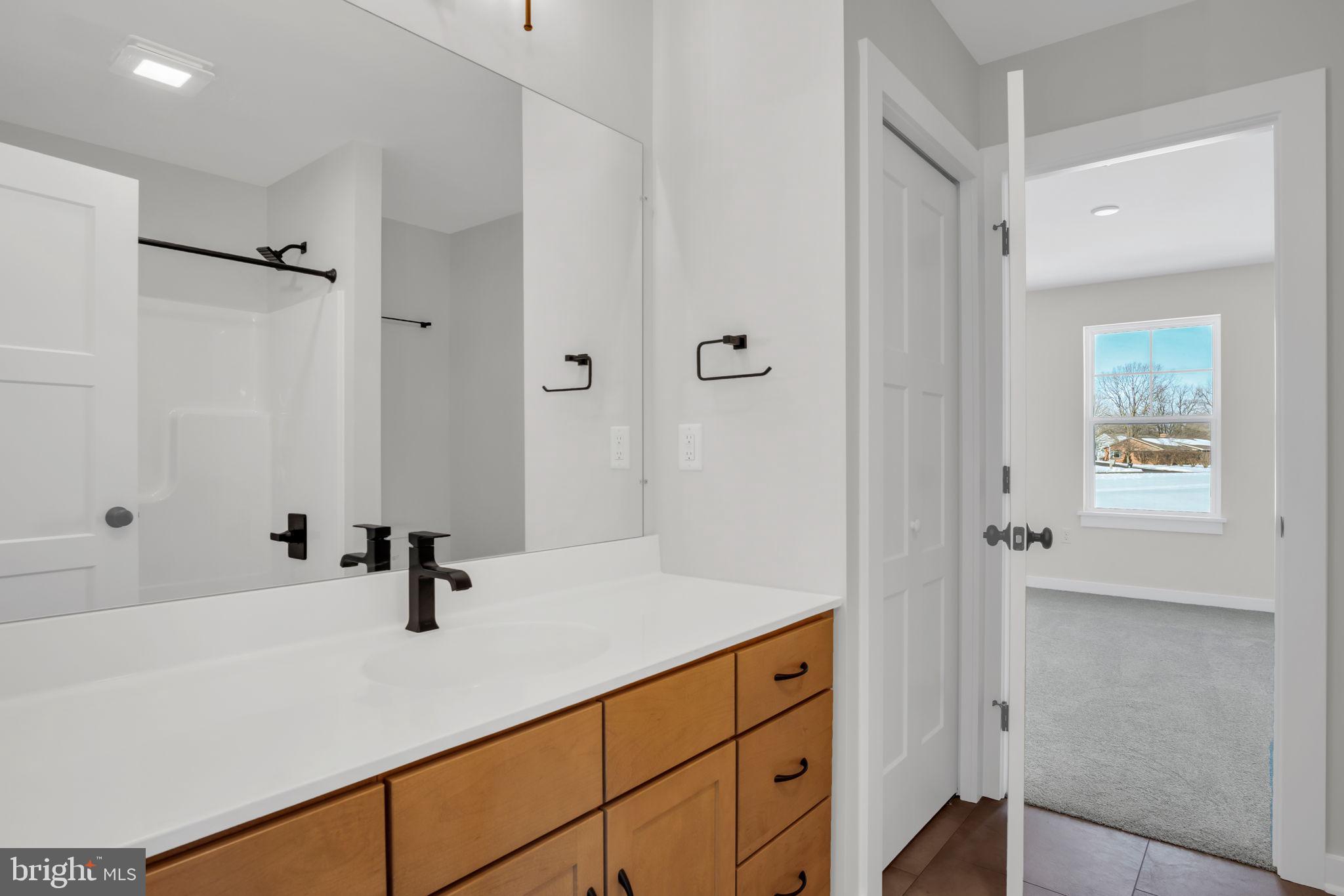 SOUTHGATE - Residential