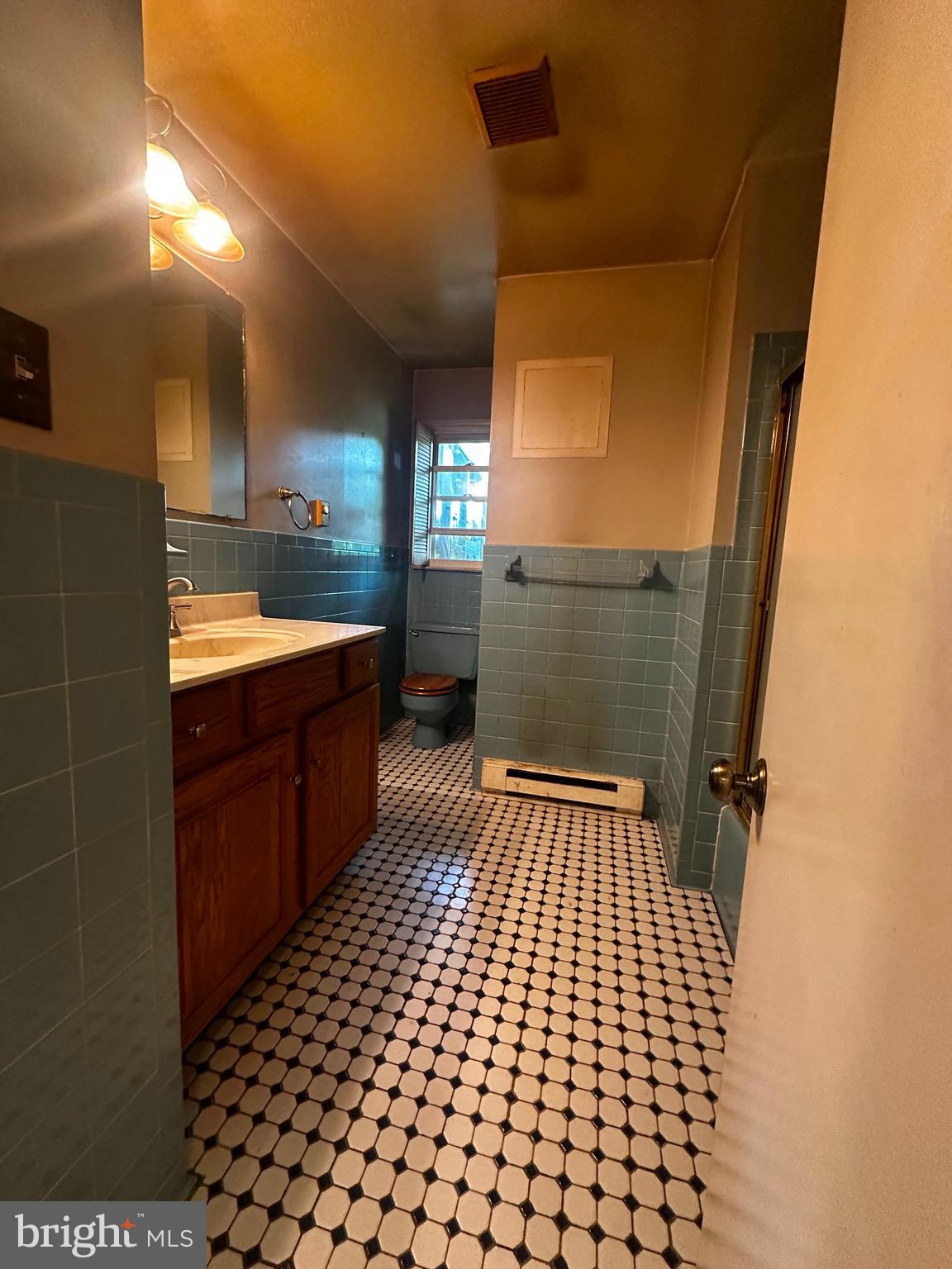 PURCELLVILLE - Residential