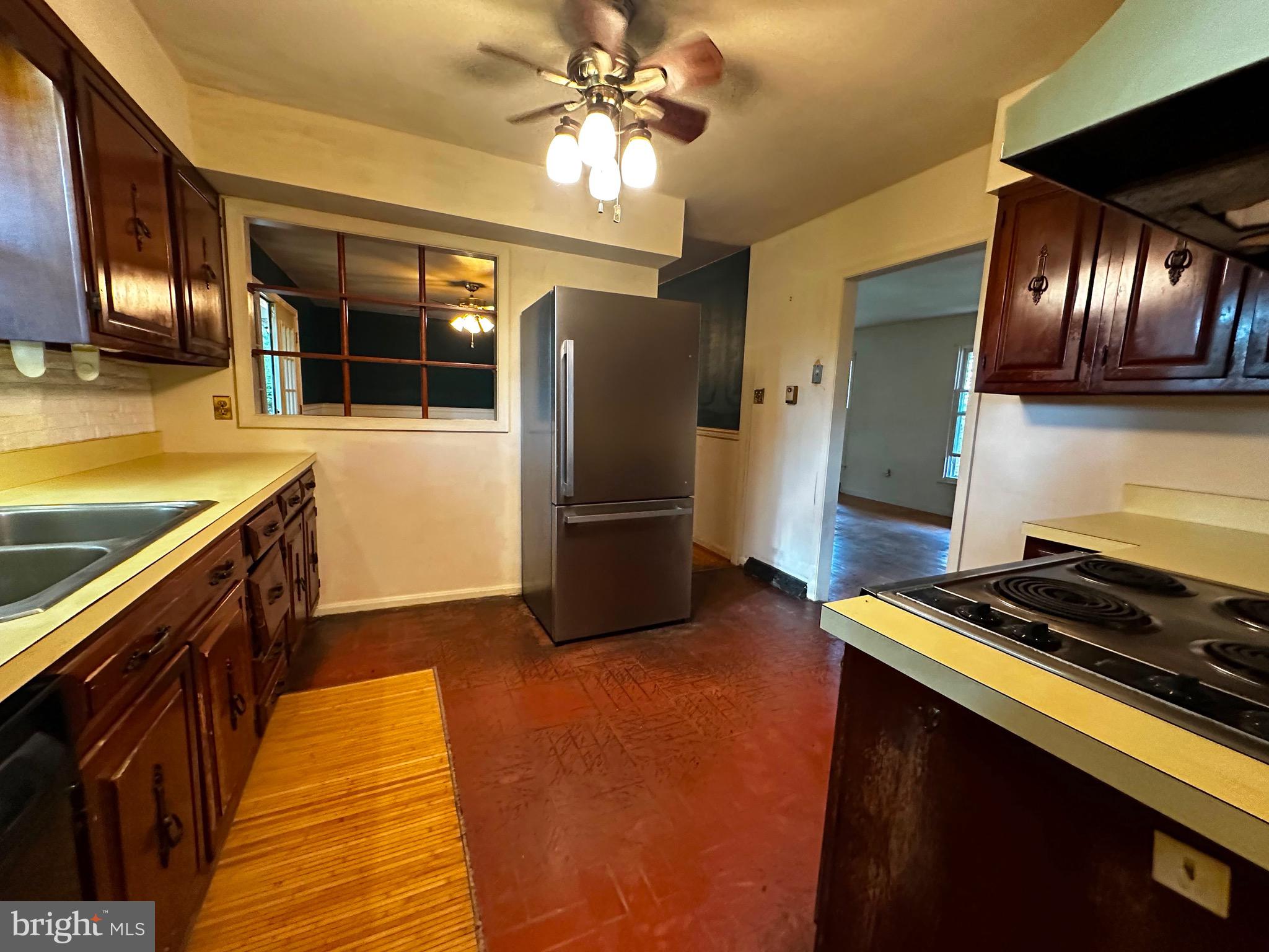 PURCELLVILLE - Residential