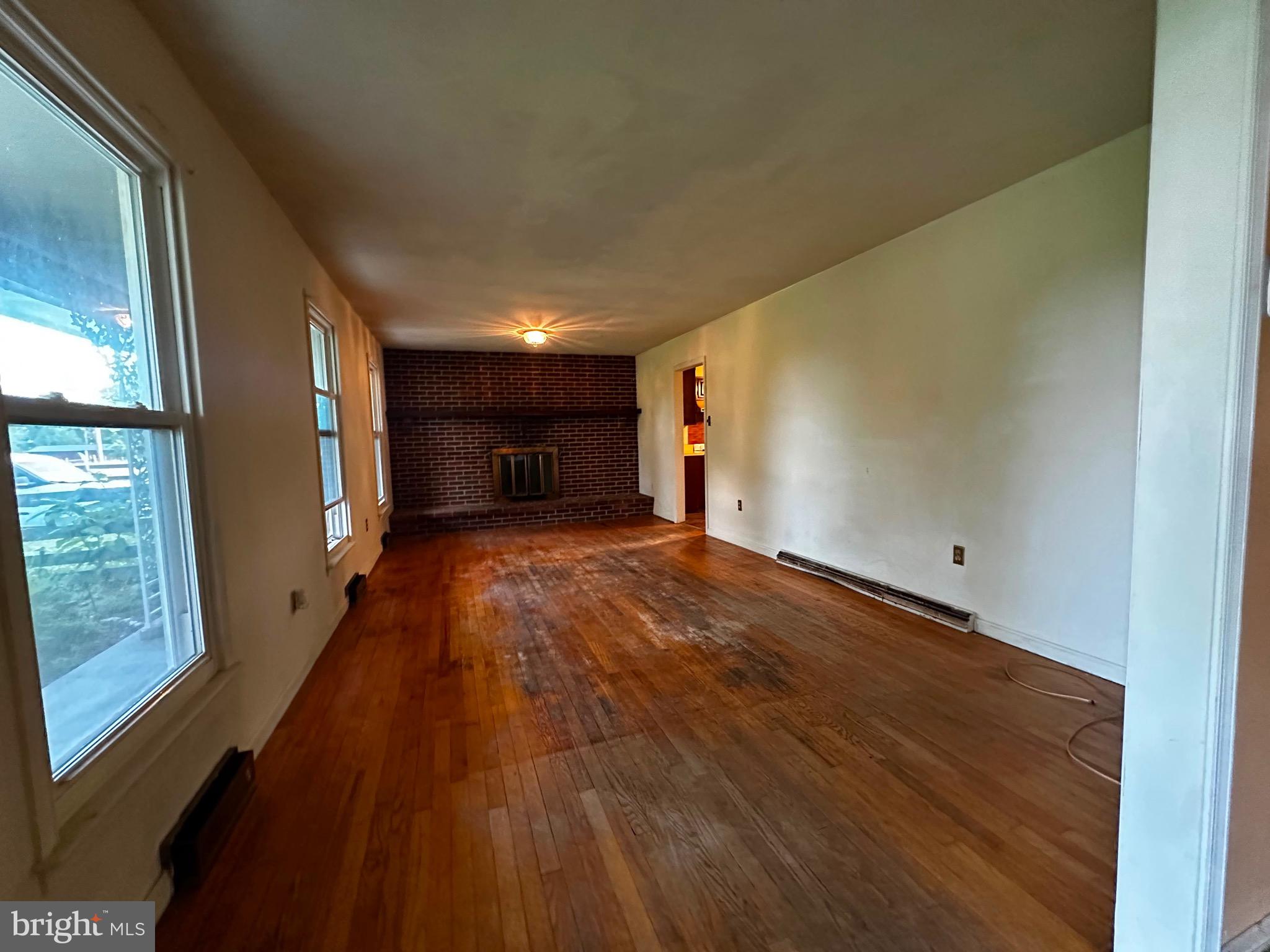 PURCELLVILLE - Residential