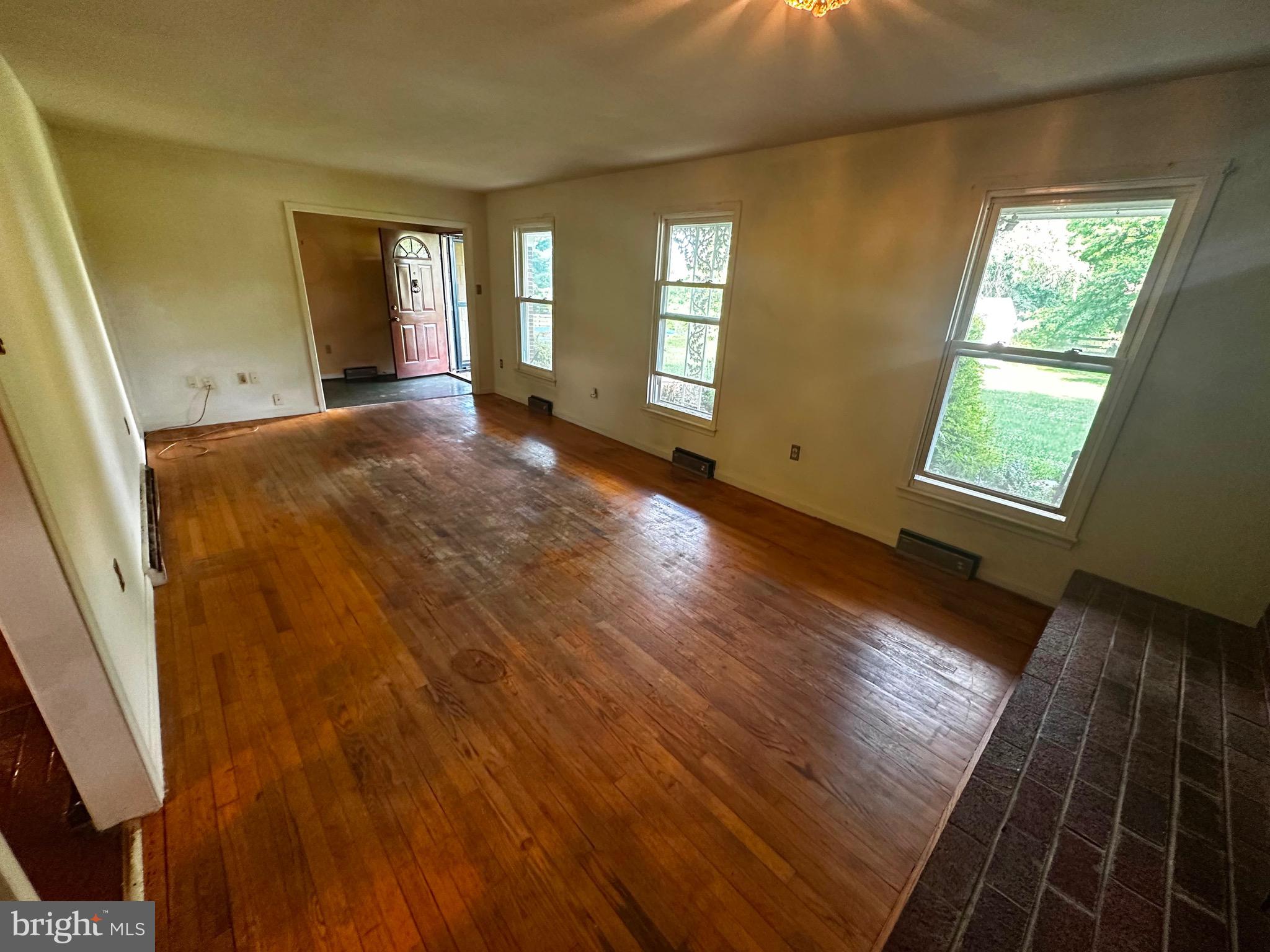 PURCELLVILLE - Residential