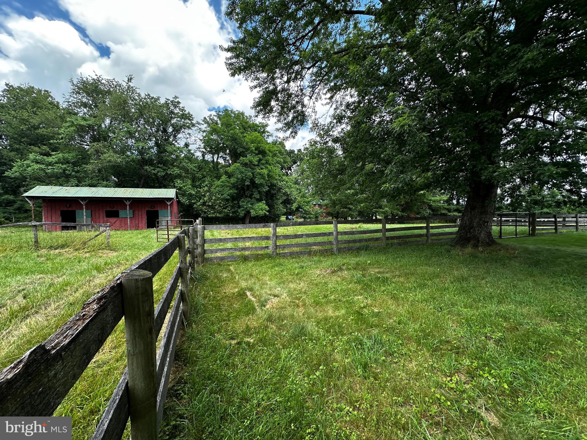 PURCELLVILLE - Residential
