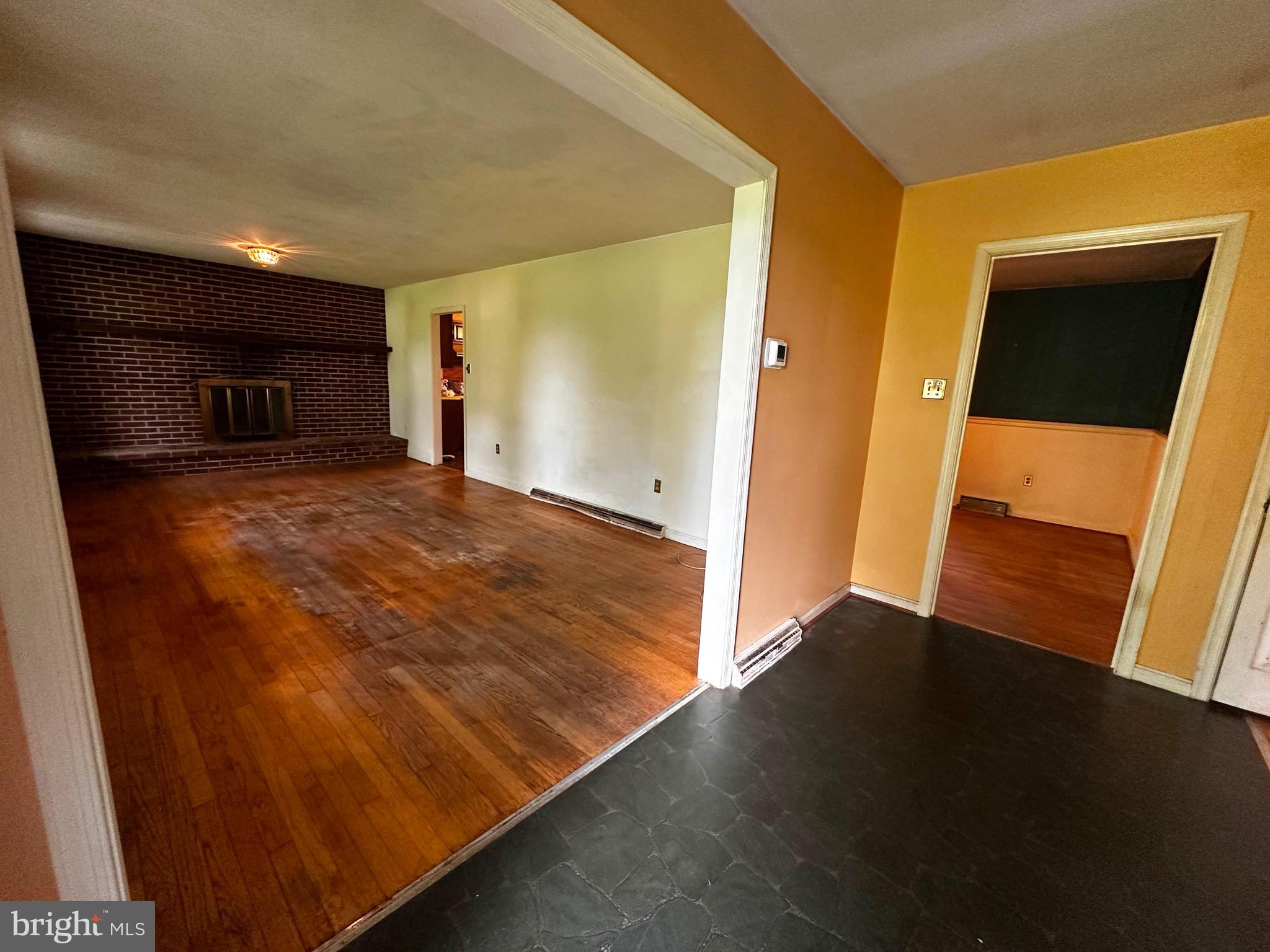 PURCELLVILLE - Residential