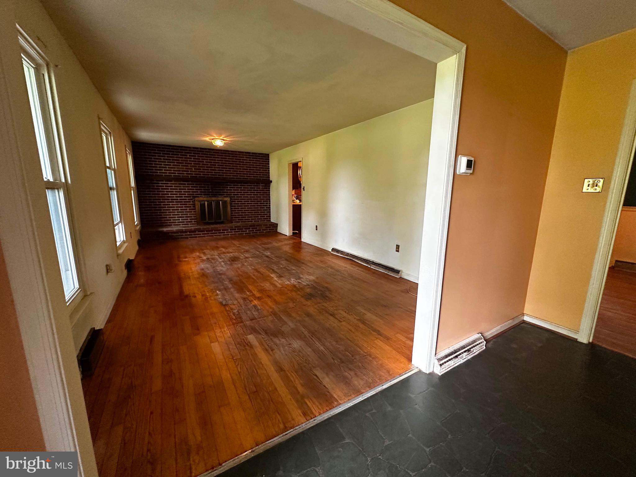 PURCELLVILLE - Residential
